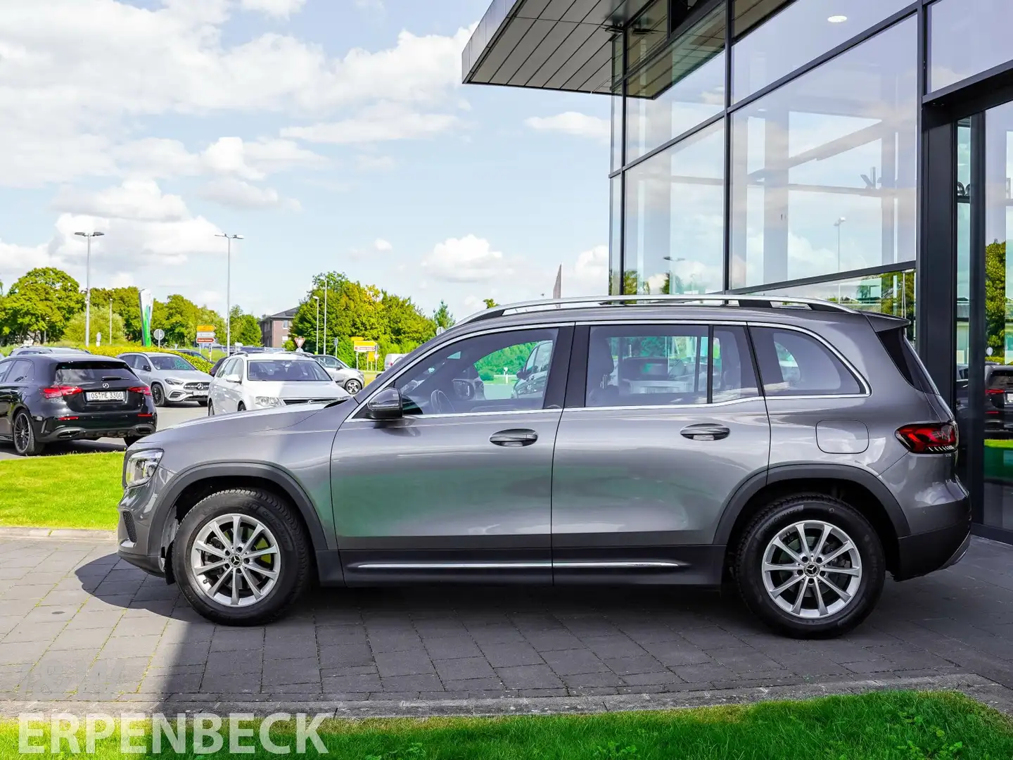 Mercedes-Benz GLB 200 GLB 200 Progressive AHK LED SHZ MBUX Ambiente Grau - 2