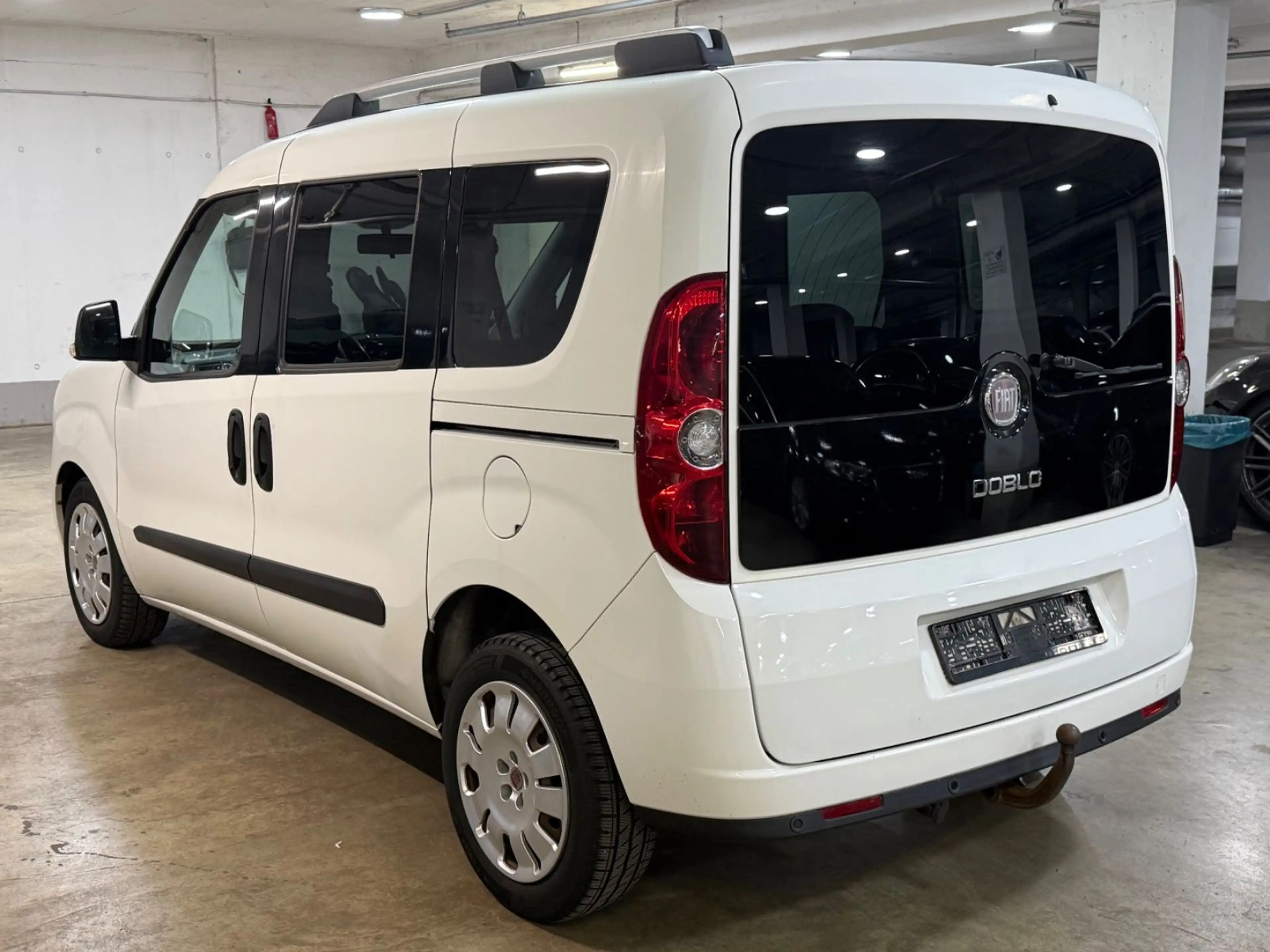 Fiat Doblo Doblò Emotion Klima~Anhängerkupplung — photo 5