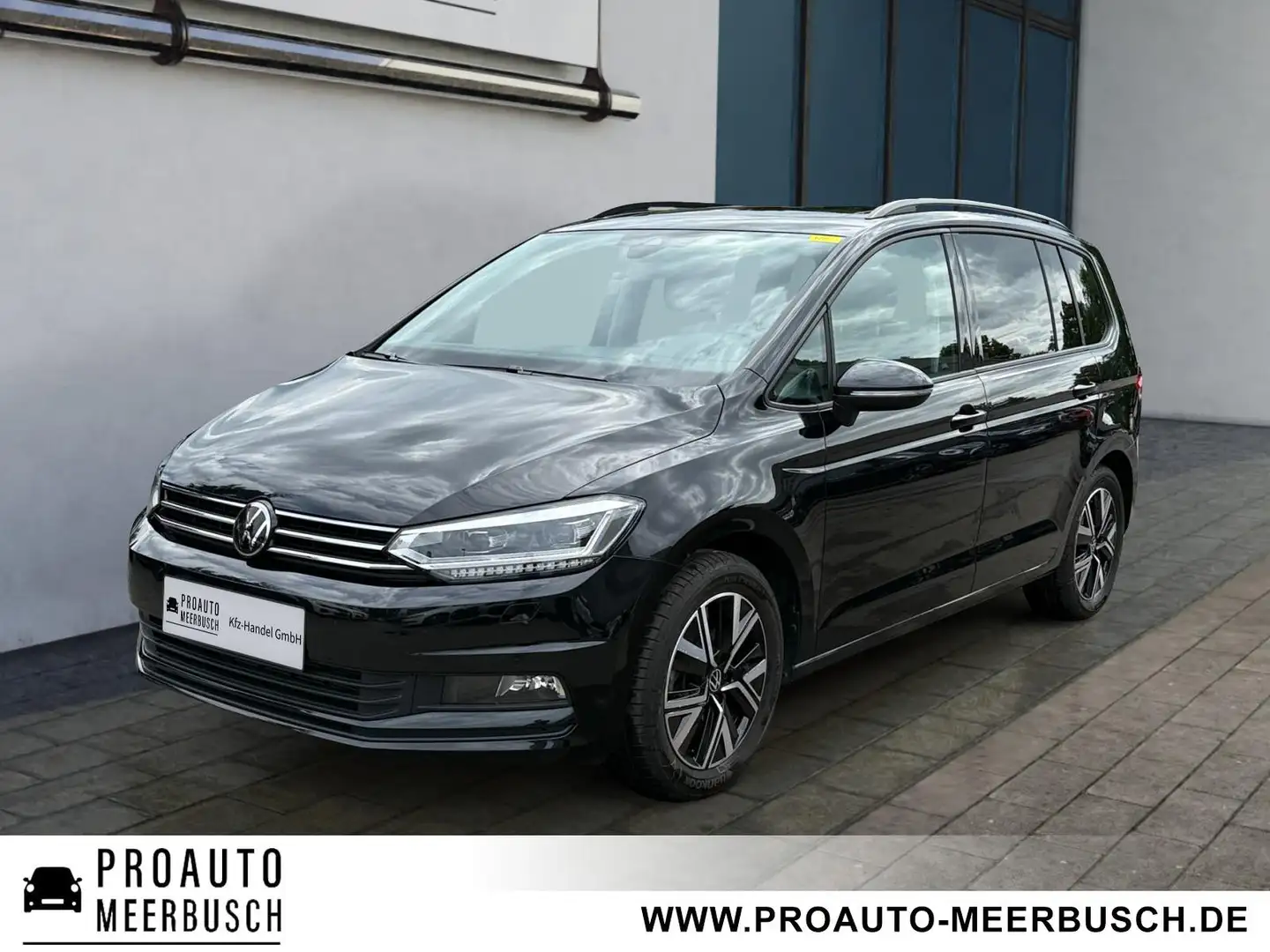 Volkswagen Touran Comfortline AHK/EASYOPEN/PANO/STNDHZNG/17´´ Schwarz - 1