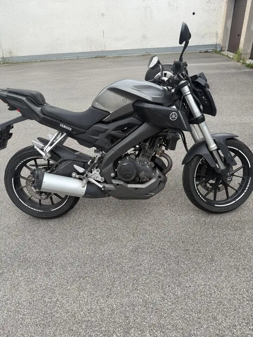 Yamaha MT-125 - 1
