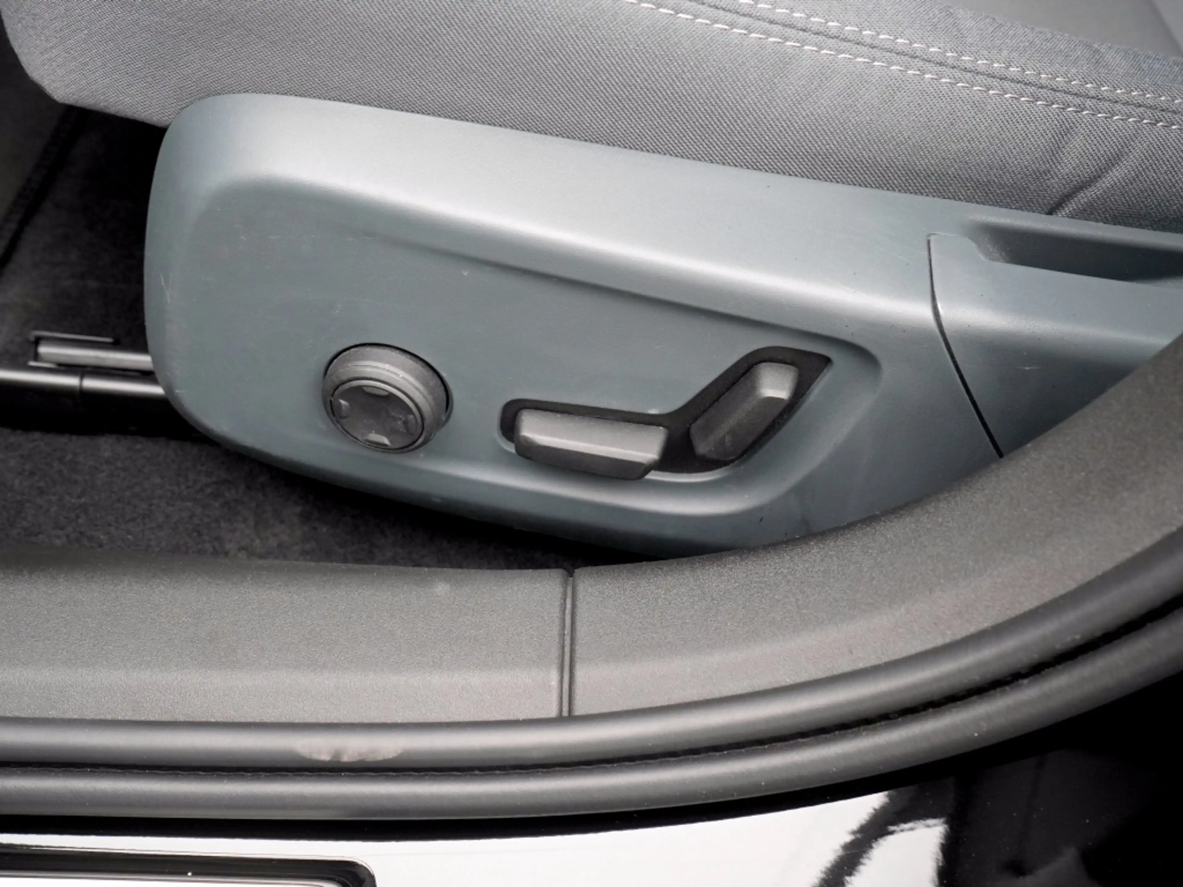 Polestar 2 SRSM 63kWh | 20 inch | Memoryseat | SOH xx% — photo 15