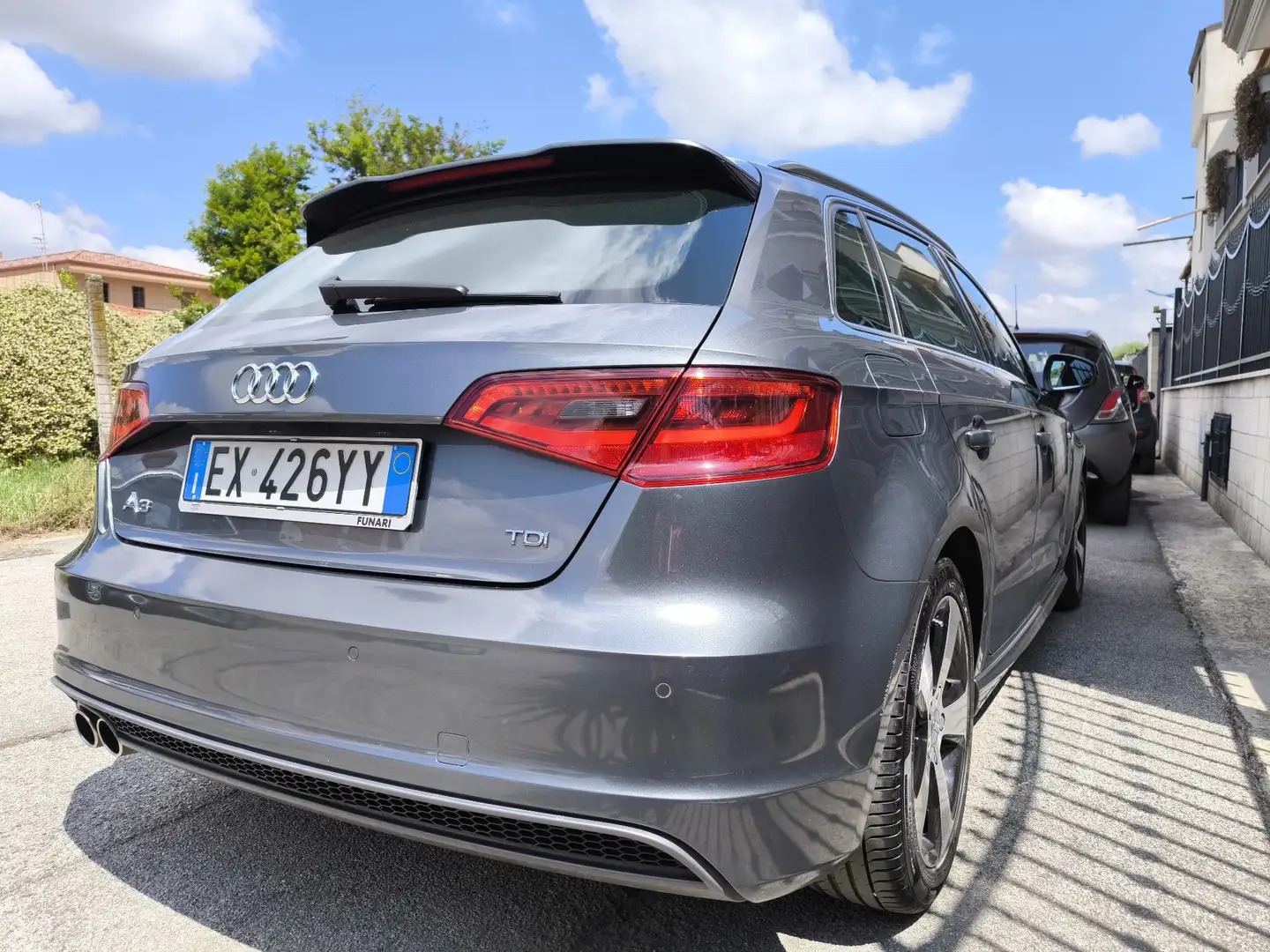 Audi A3 Sportback 1.6 tdi Admired 110cv unico propr. - 2