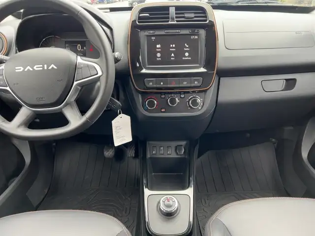 Dacia Spring view 12