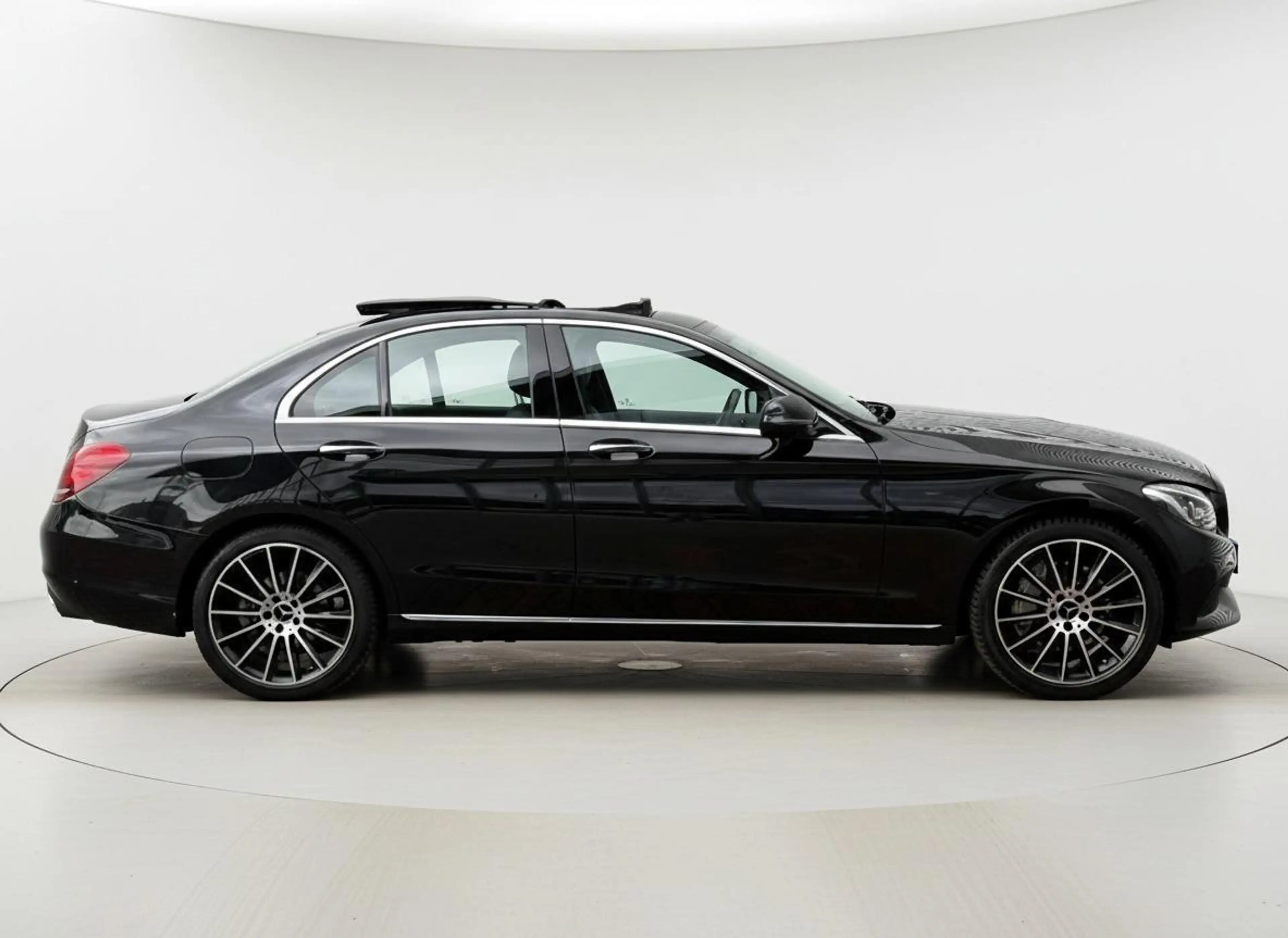 Mercedes-Benz C 350 e Led Head-Up Camera Cruise Panodak 15 NL Auto Vol — photo 11