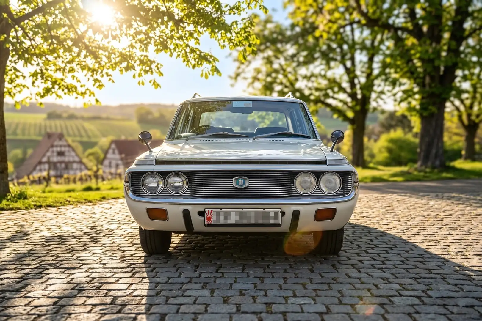Toyota Crown Toyota Crown 2600 Custom Station Wagon MS63 Weiß - 2