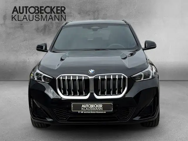 BMW X1 view 5
