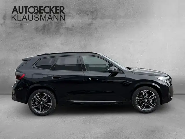 BMW X1 view 4