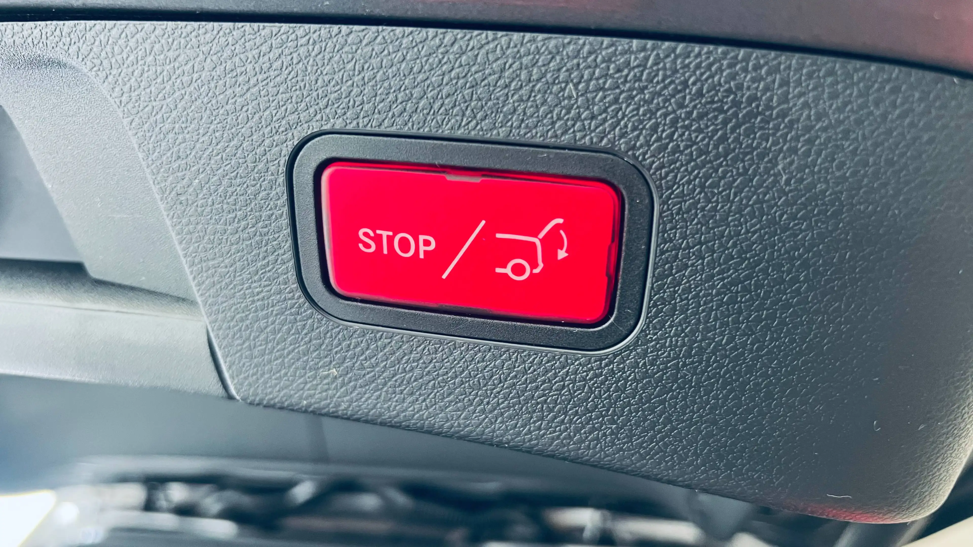 Mercedes-Benz GLA 180 AUTOMATIC+NAVI+PANO+CAMERA+HIFI+CARNET+GARANTIE — photo 11