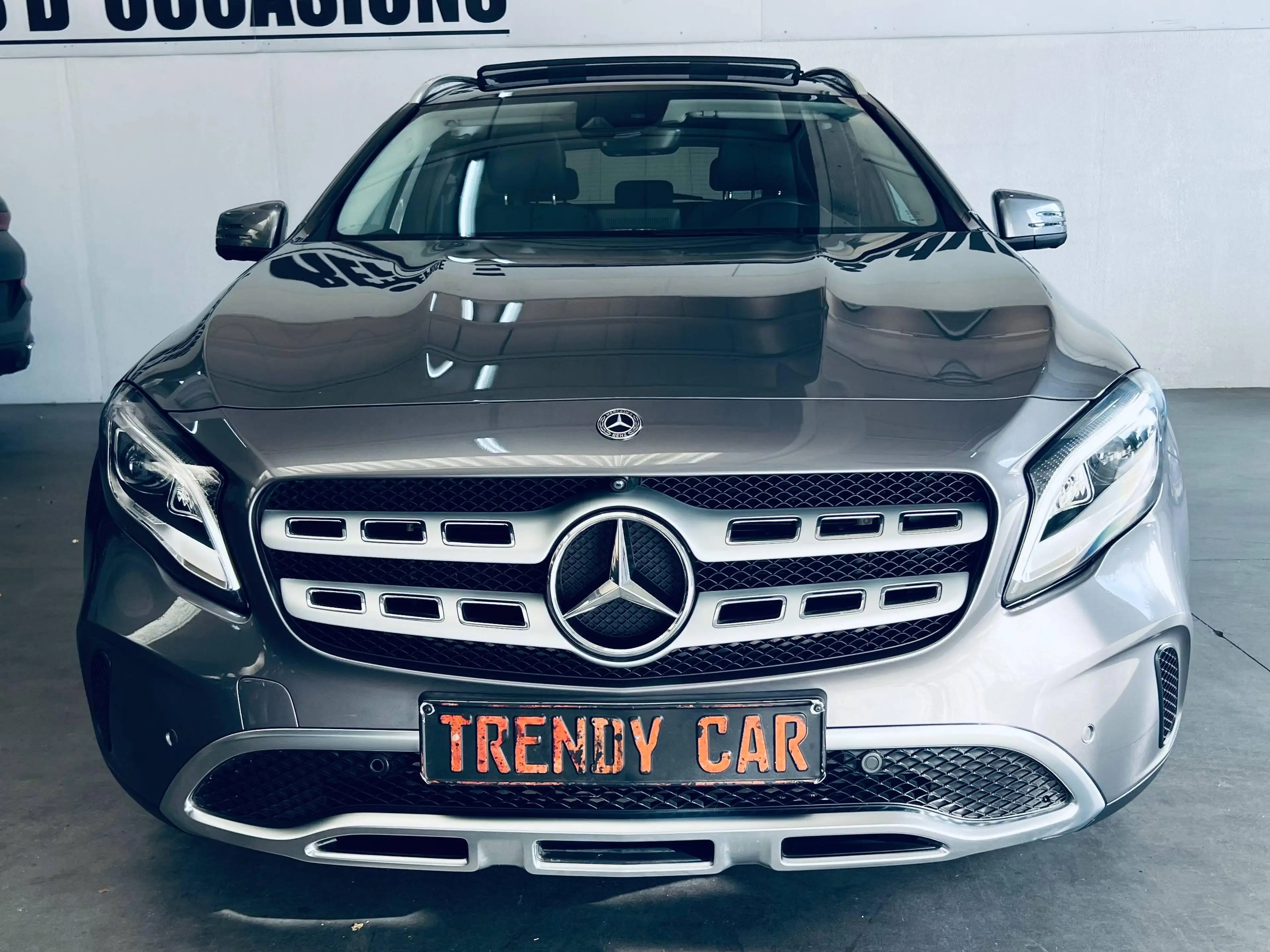 Mercedes-Benz GLA 180 AUTOMATIC+NAVI+PANO+CAMERA+HIFI+CARNET+GARANTIE — photo 6
