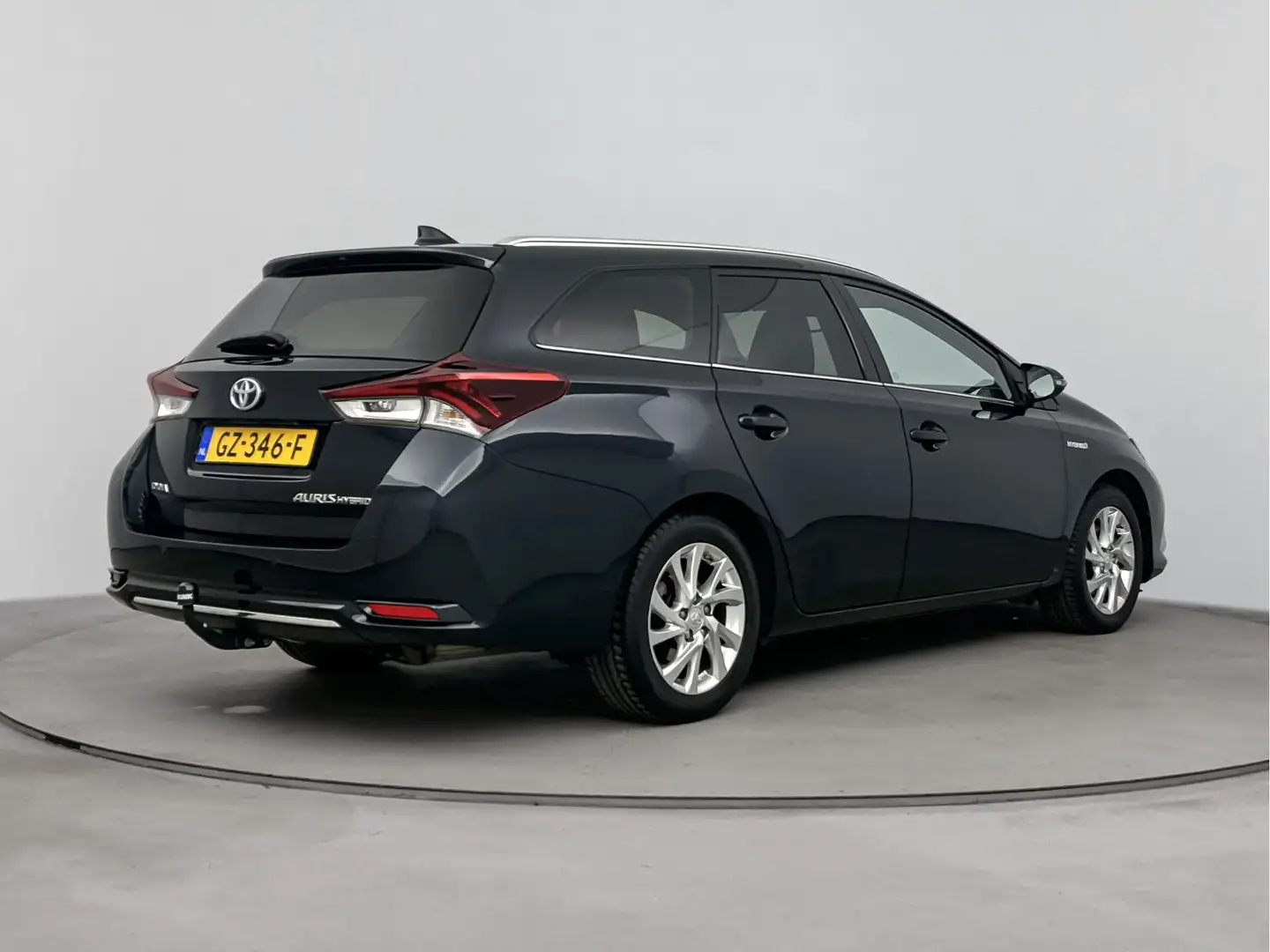 Toyota Auris Touring Sports 1.8 Hybrid Lease pro Szürke - 2