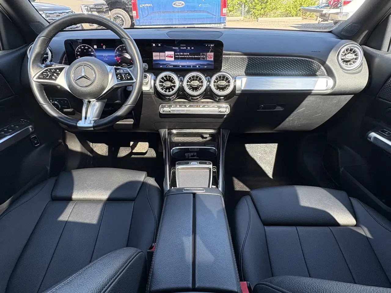 Mercedes-Benz GLB fotografie Mercedes-Benz GLB