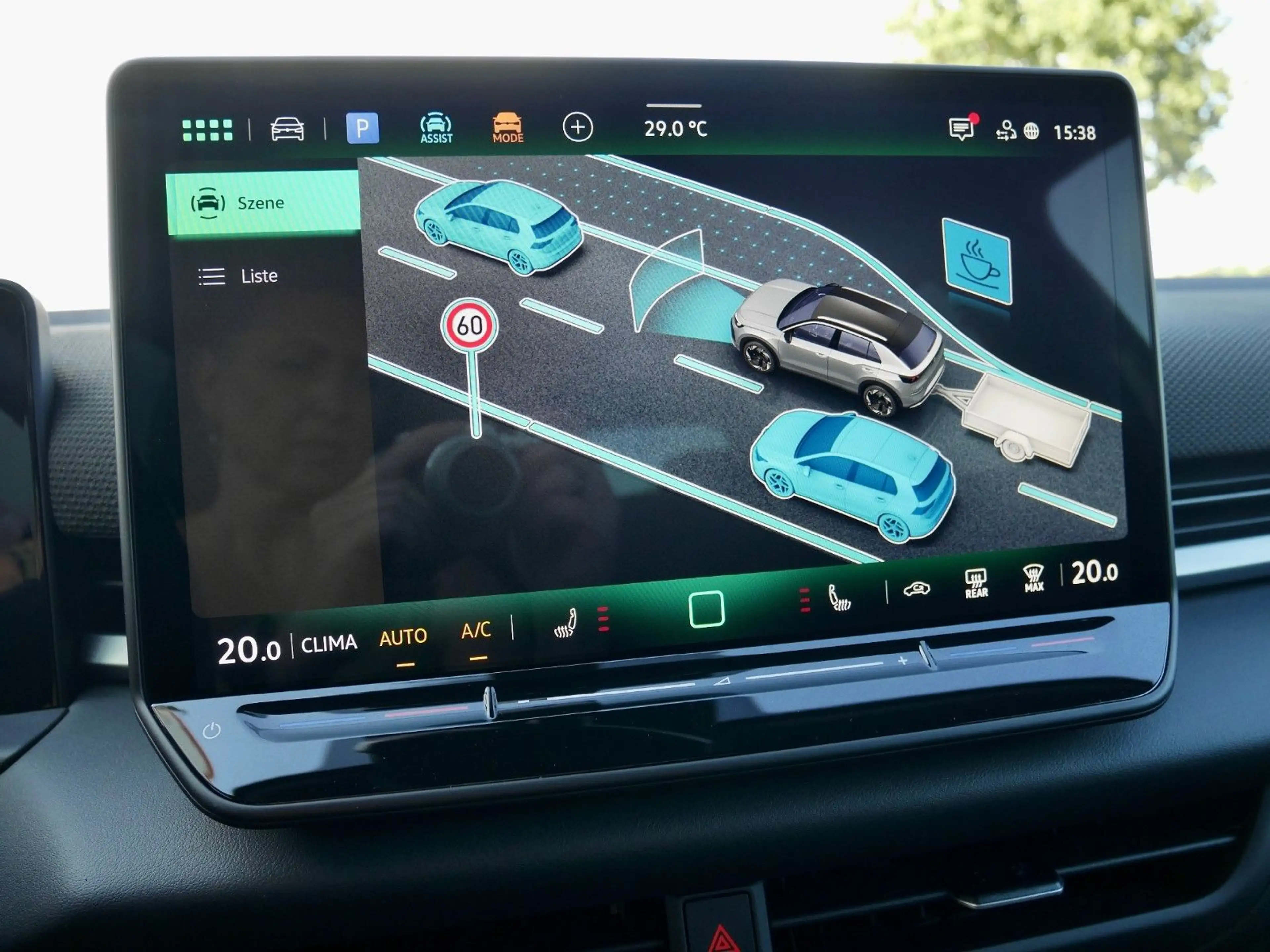 Volkswagen T-Roc 1.5 eTSI DSG R-Line+ACC+APP+AHK+behLenkrad — photo 30