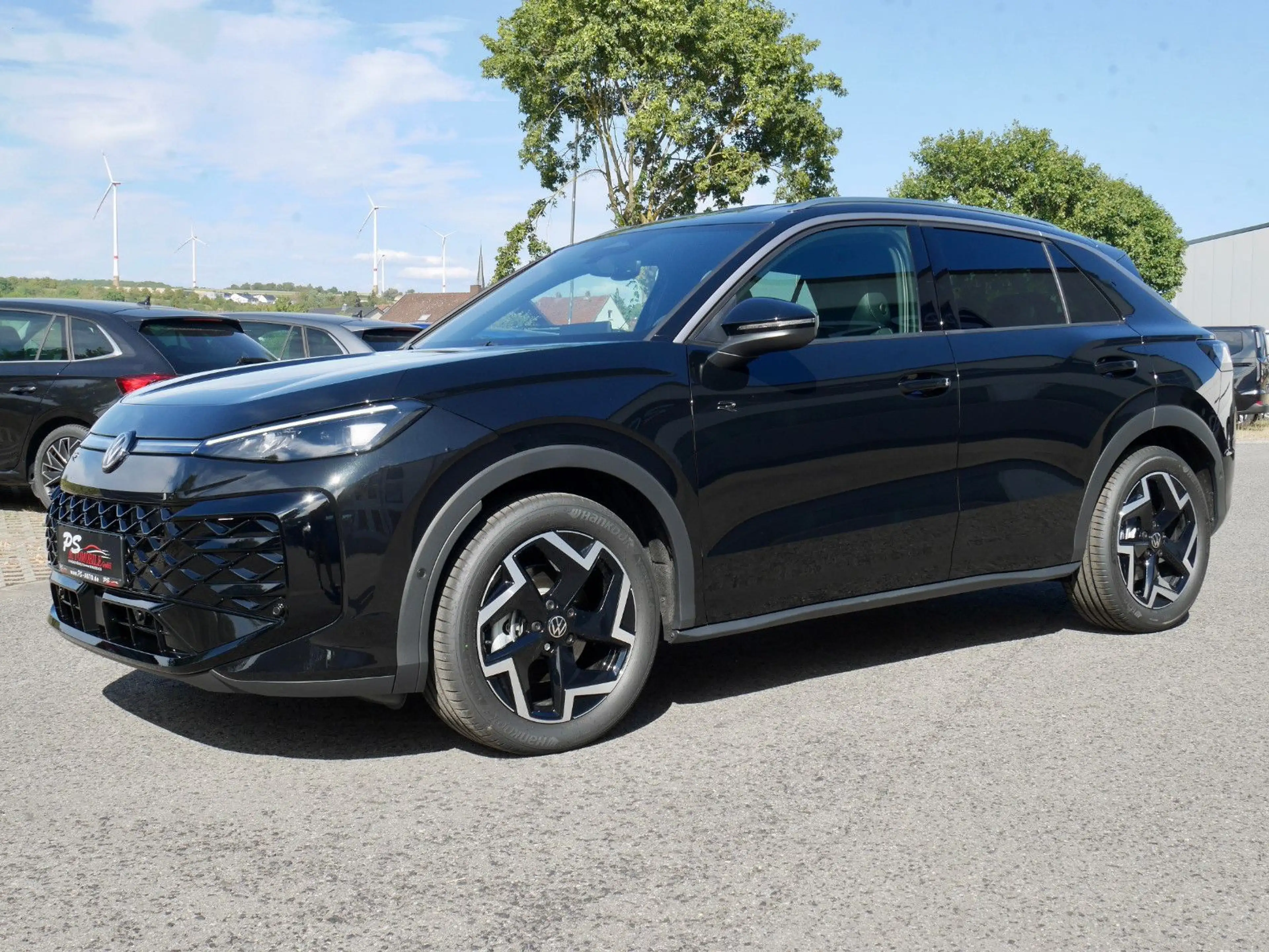 Volkswagen T-Roc 1.5 eTSI DSG R-Line+ACC+APP+AHK+behLenkrad — photo 3