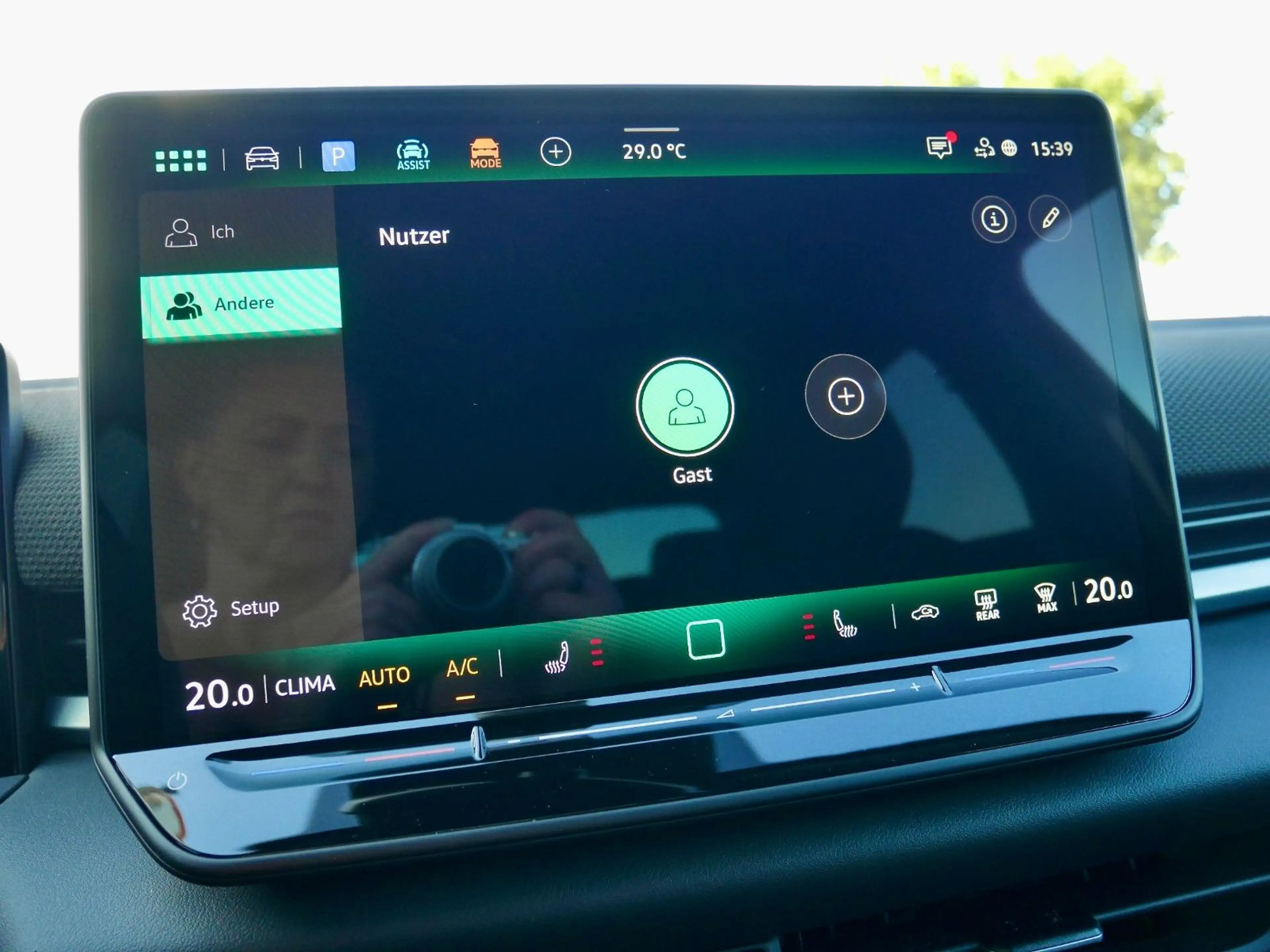 Volkswagen T-Roc 1.5 eTSI DSG R-Line+ACC+APP+AHK+behLenkrad — photo 39