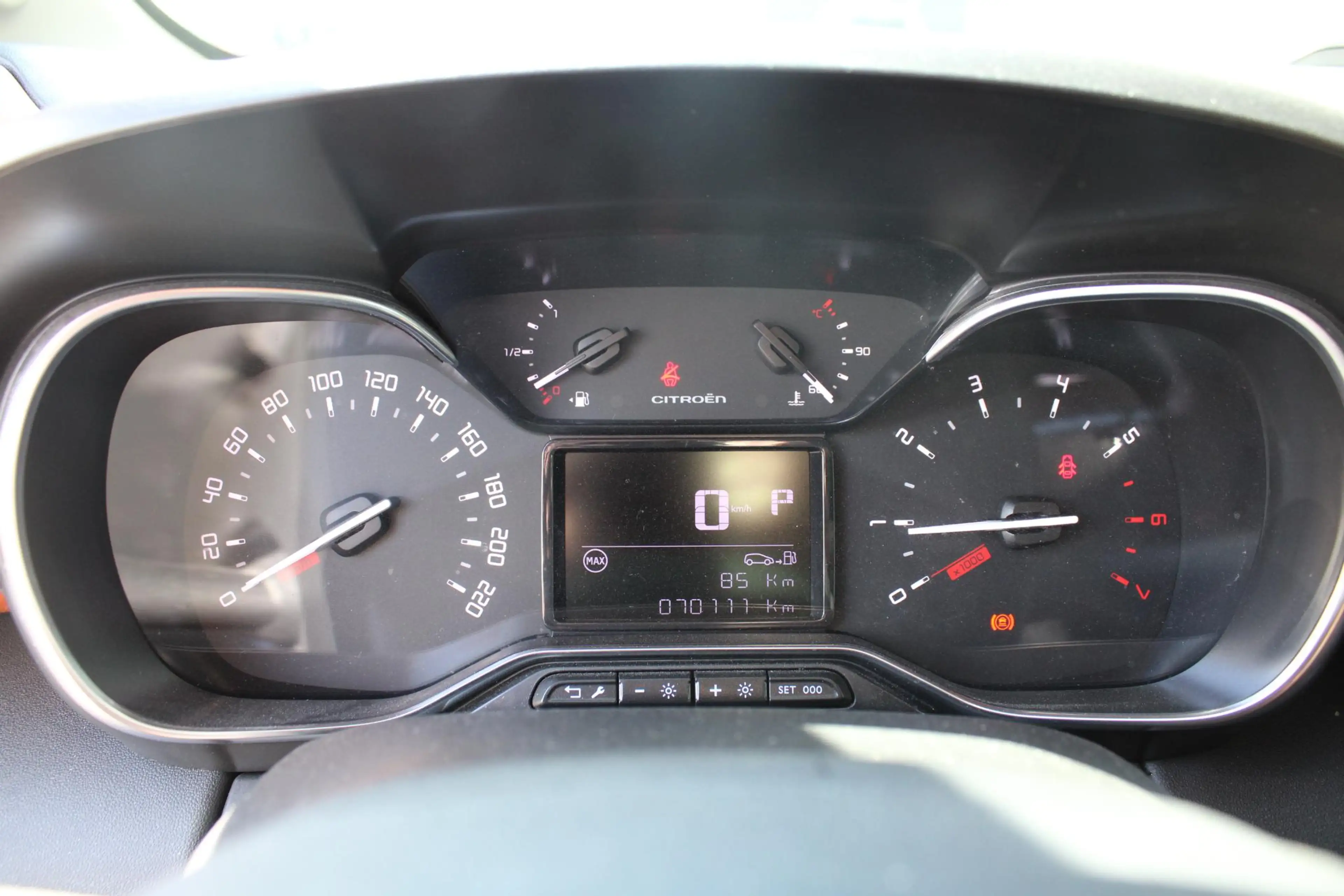 Citroen C3 Aircross 1.2 PureTech S&S Shine 110pk Automaat  Shine  Pano — photo 7