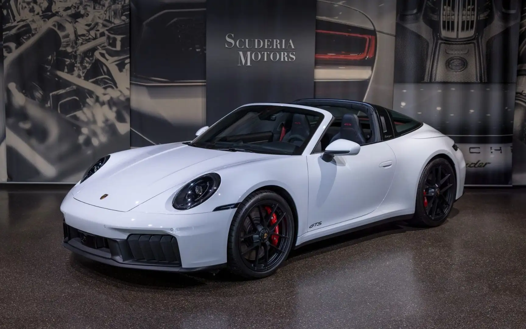 Porsche 992 911 Targa 4 GTS | LIFTING | INNODRIVE Weiß - 1