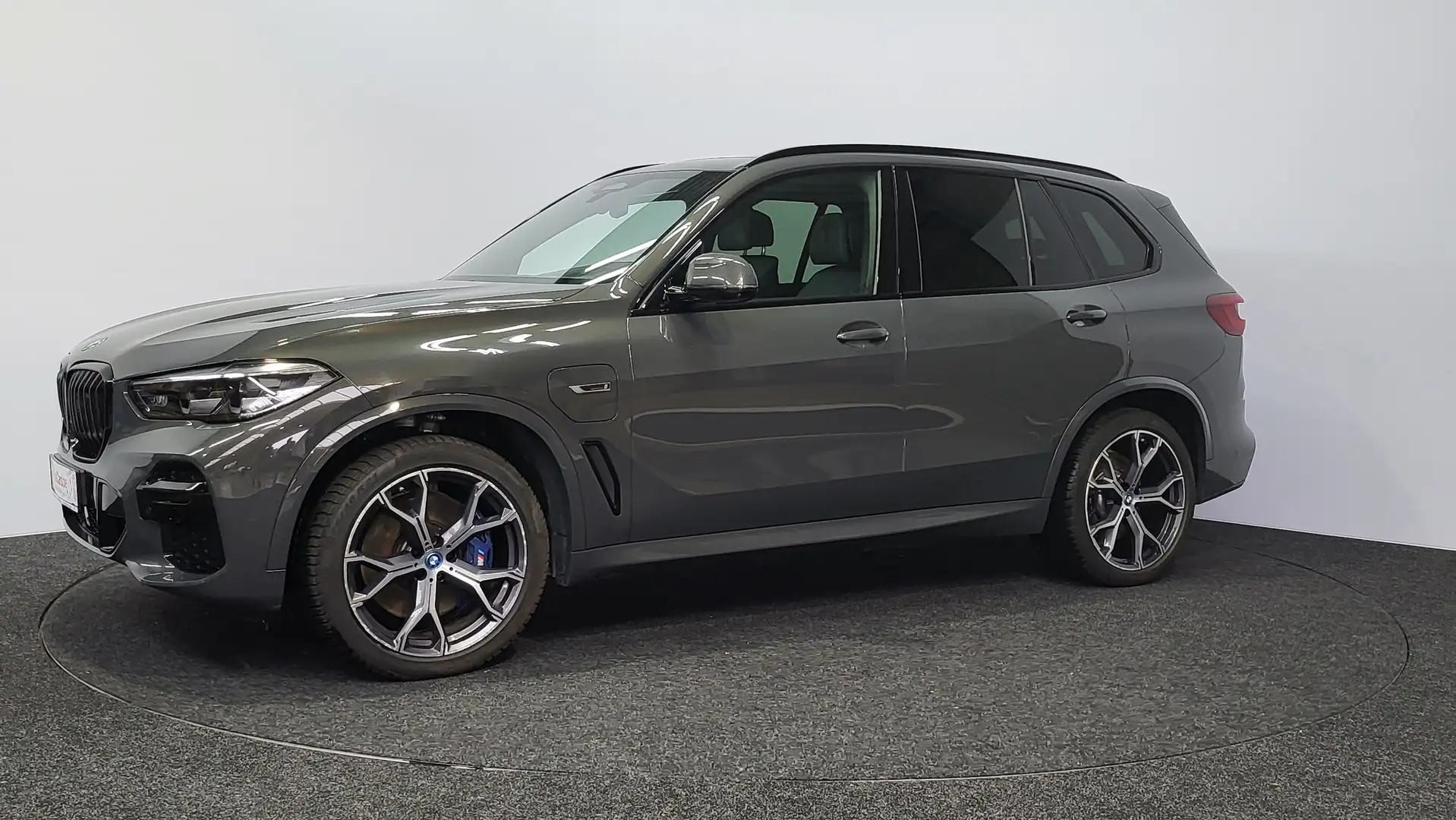 BMW X5 xDrive45e PHEV ~ SkyLounge ~ Individual ~ Top Deal Grey - 1
