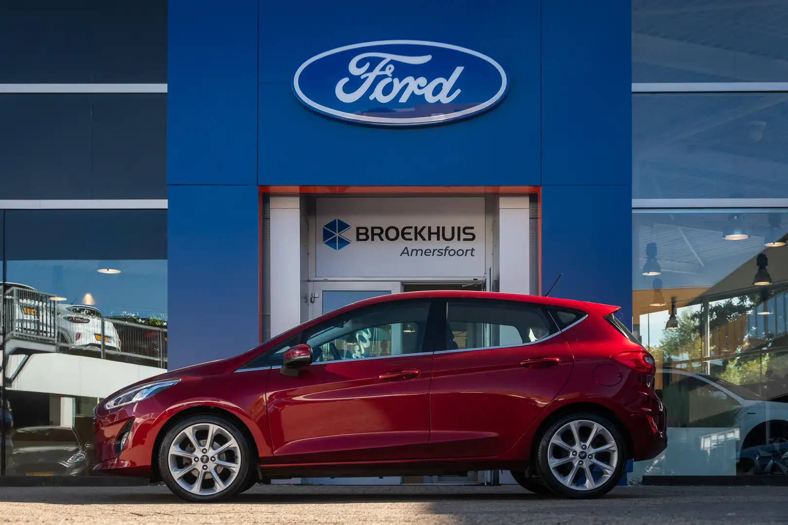 Ford Fiesta 1.0 EcoBoost Titanium | Winterpack | Apple Carplay Rot - 2