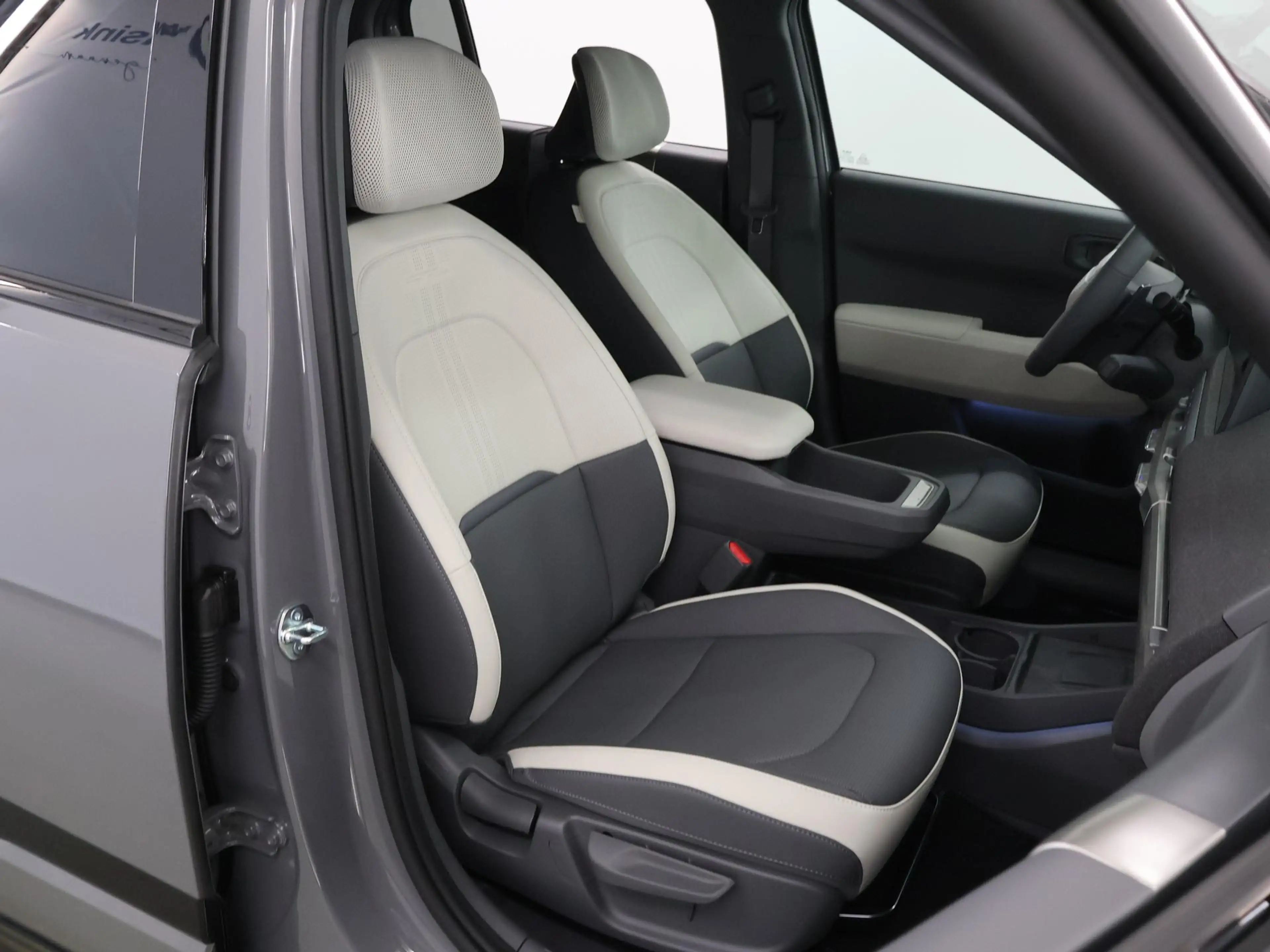 Kia EV3 GT-Line Business Edition 81.4 kWh | 19" lichtmetal — photo 11