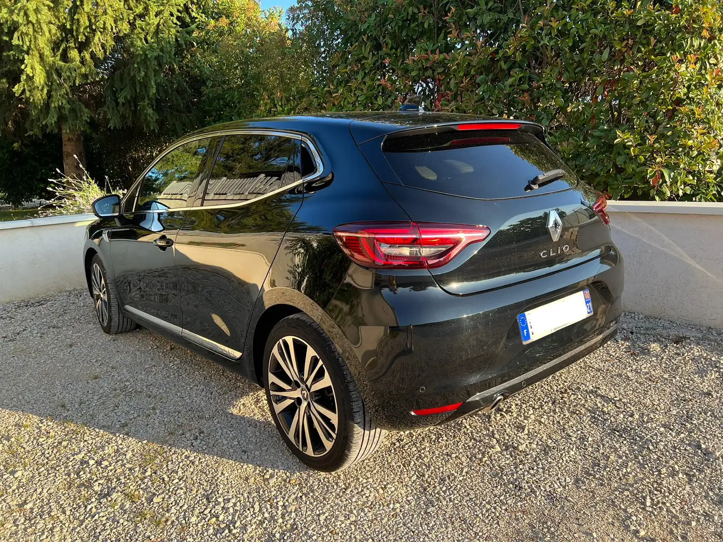 Renault Clio Clio Blue dCi 115 Initiale Paris Noir - 2