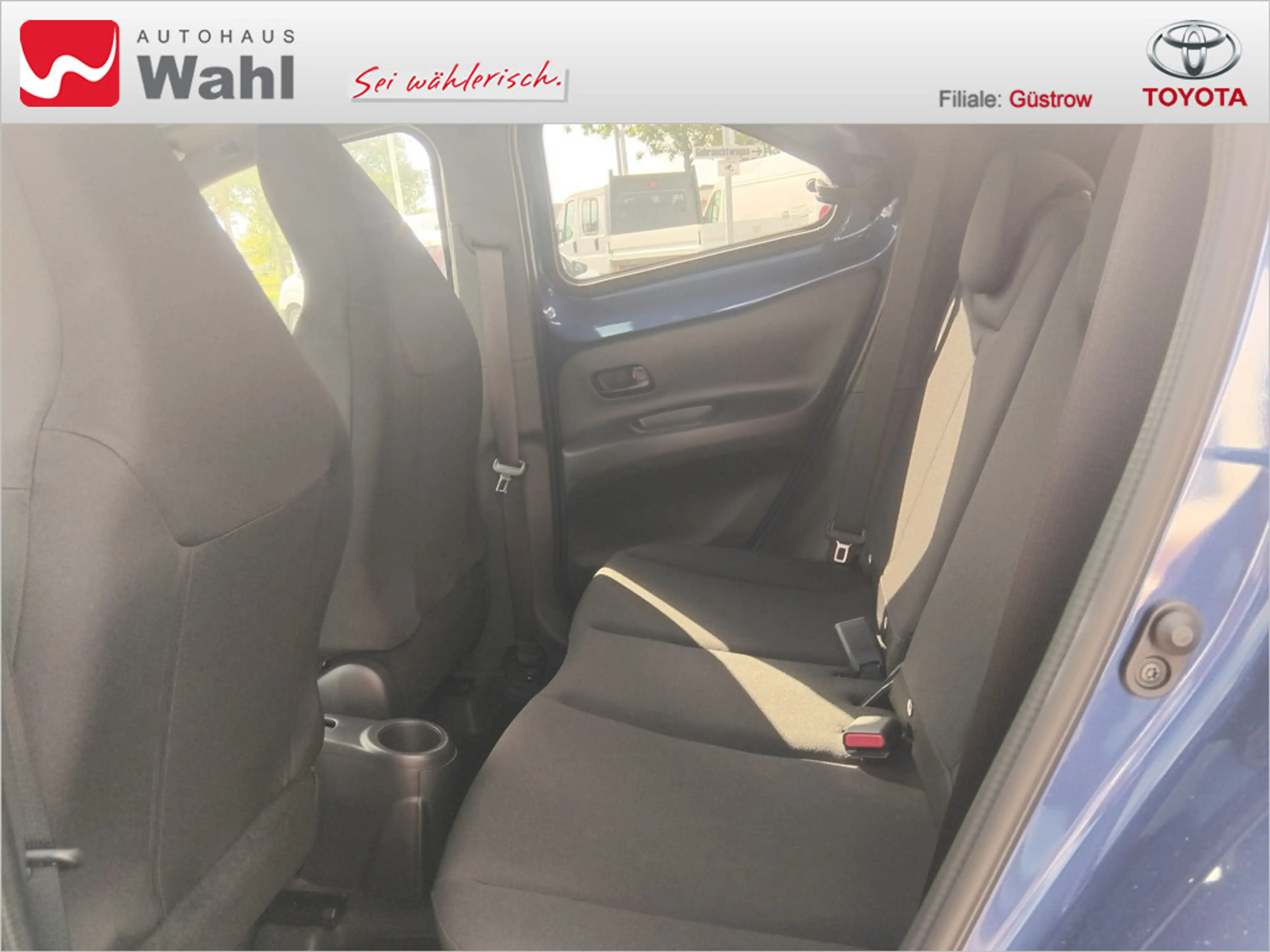 Toyota Aygo X 1.0 Air Teamplayer SHZ KAMERA ACC LED — photo 12