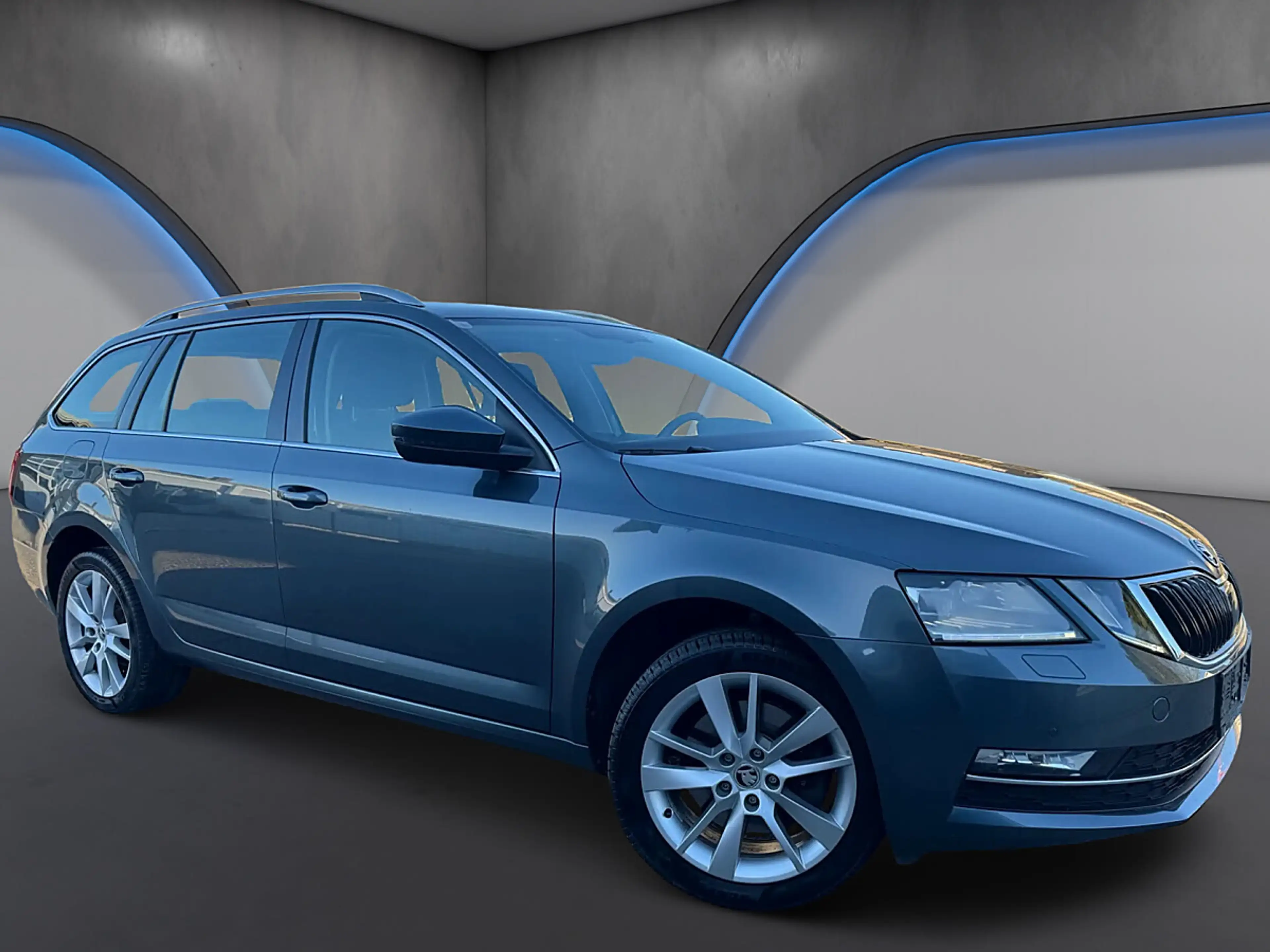 Skoda Octavia Combi 2,0 TDI Style Limited 4x4 DSG*ACC* — photo 3