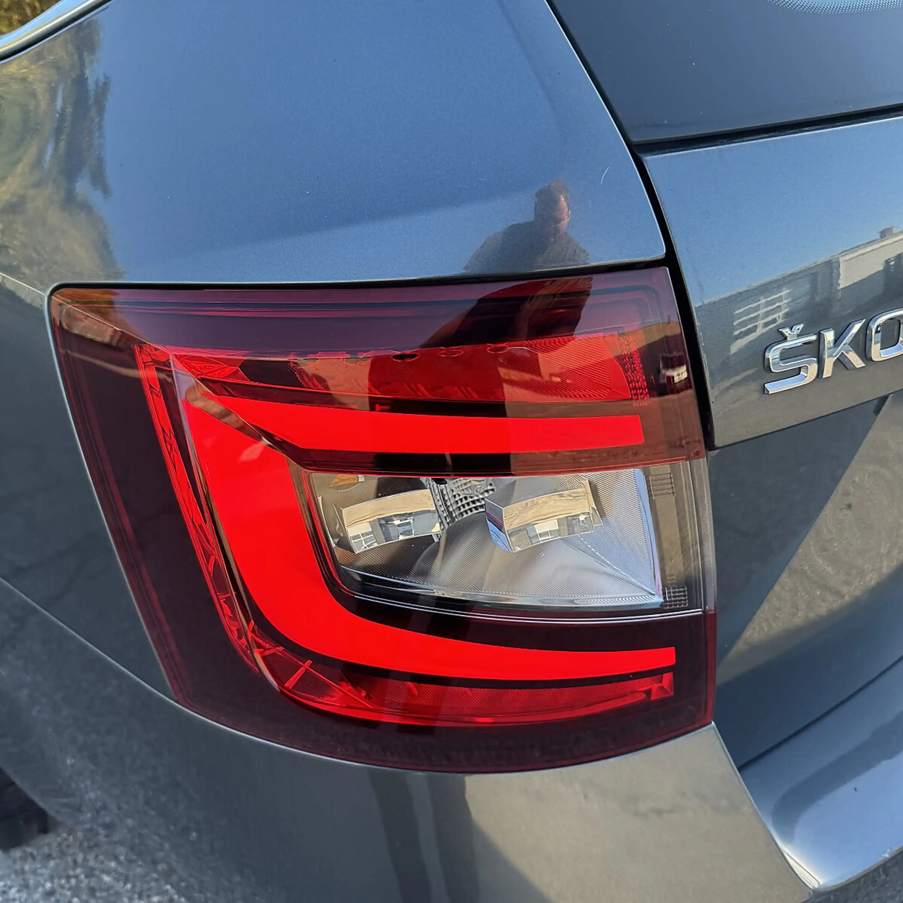 Skoda Octavia Combi 2,0 TDI Style Limited 4x4 DSG*ACC* — photo 9