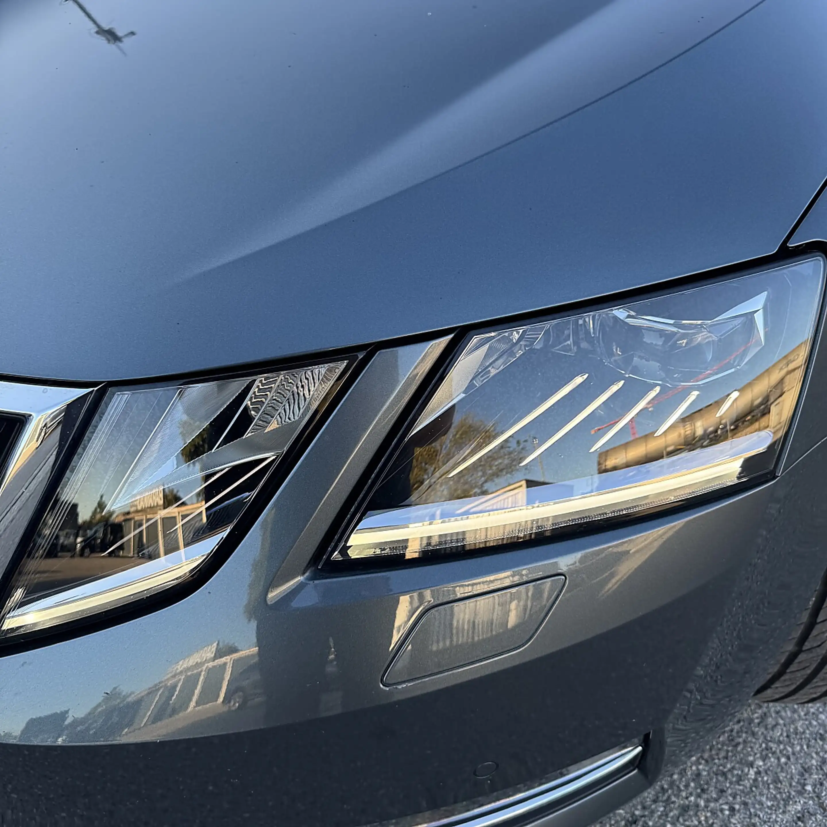 Skoda Octavia Combi 2,0 TDI Style Limited 4x4 DSG*ACC* — photo 8