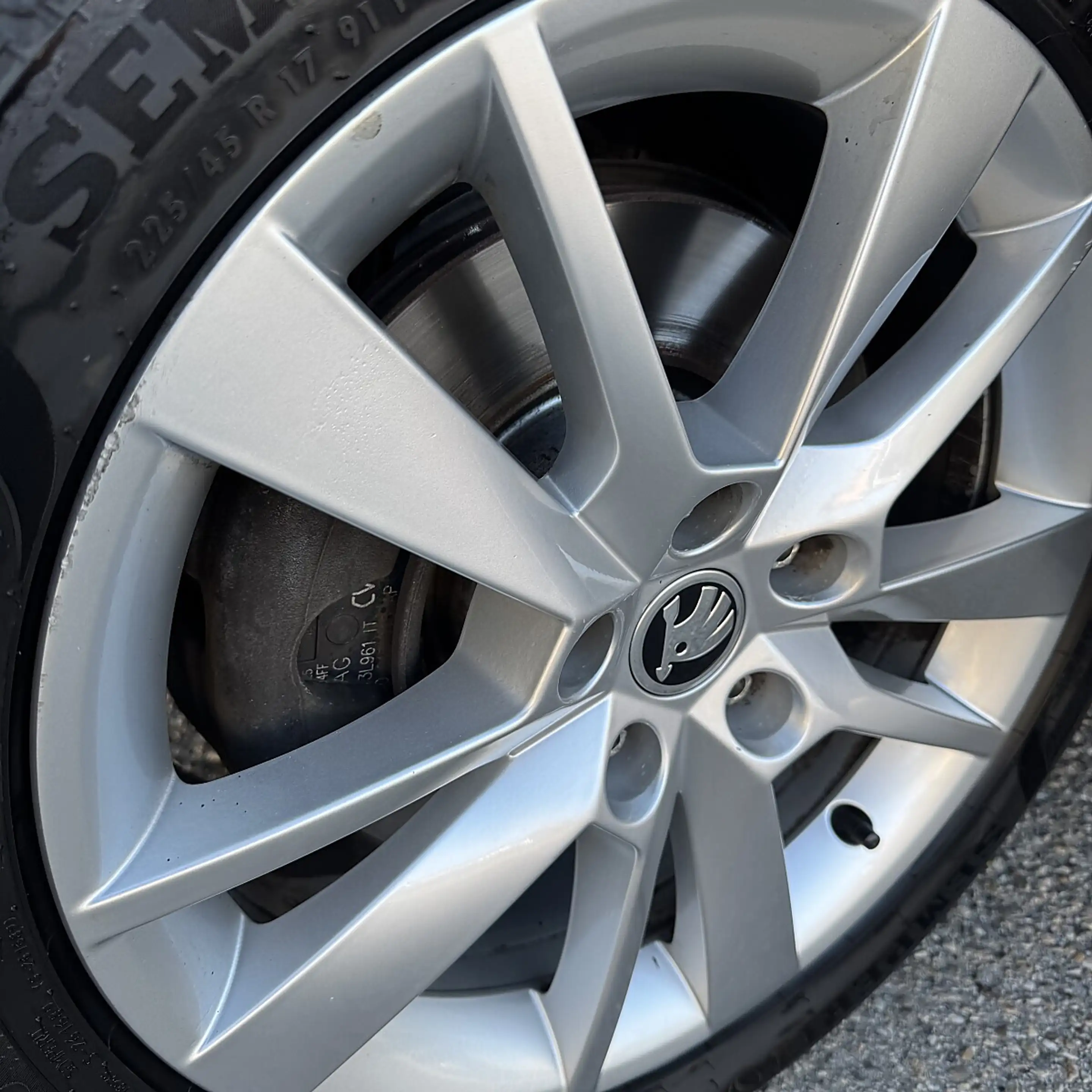 Skoda Octavia Combi 2,0 TDI Style Limited 4x4 DSG*ACC* — photo 10