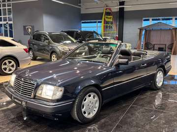 Cabrio "A124" Leder Klima Sihzg HU neu