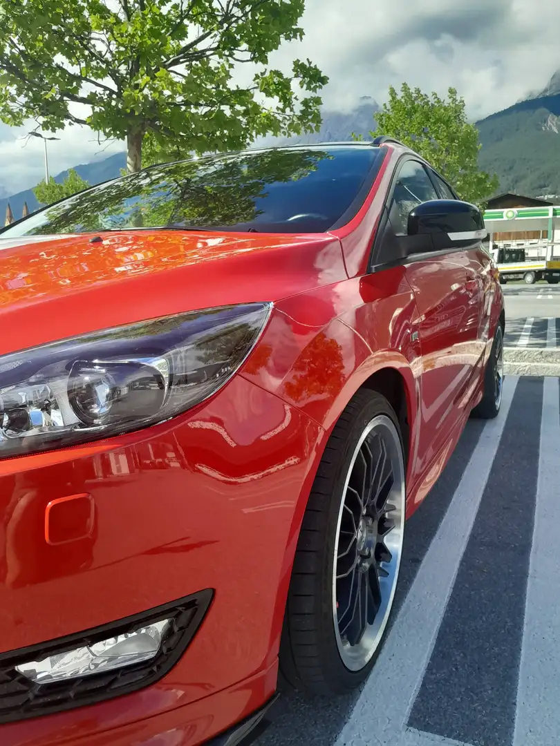 Ford Focus ST Line Rot - 2