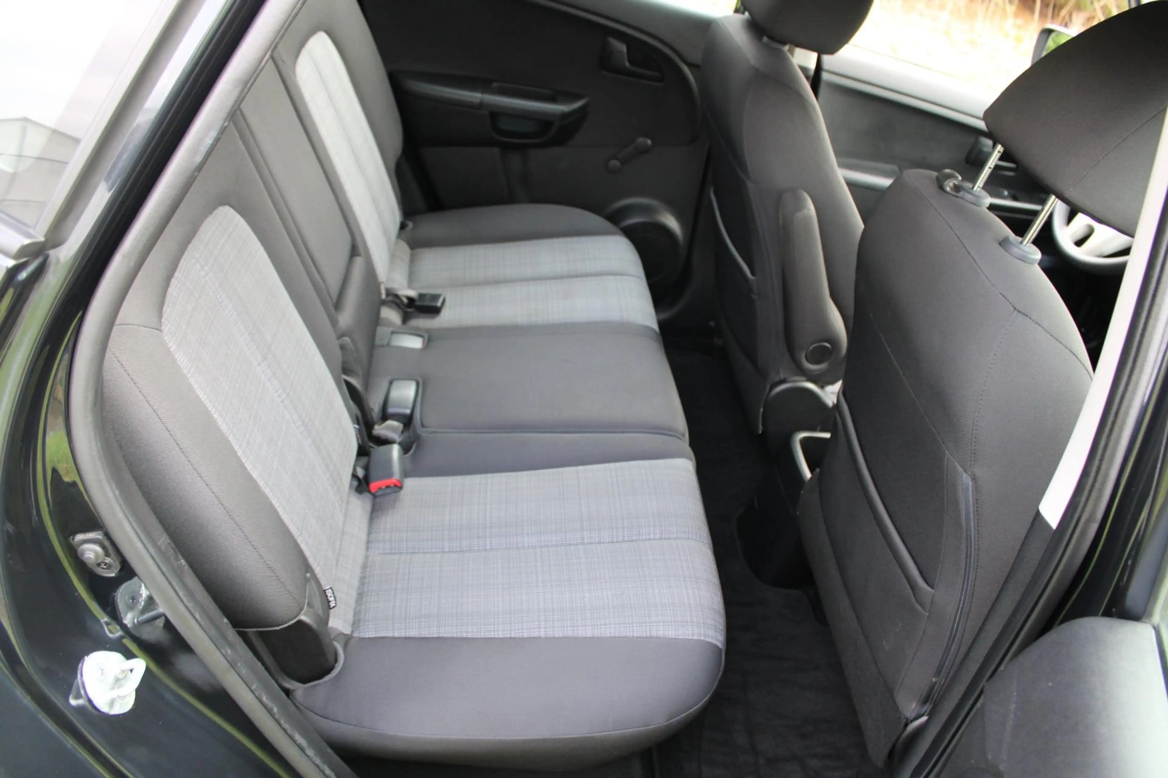 Kia Venga 1.6 CVVT X-ecutive Automaat — photo 13
