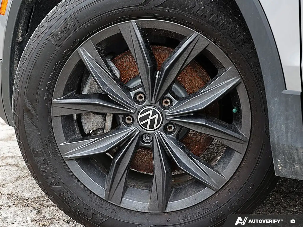 Volkswagen Tiguan снимка Volkswagen Tiguan