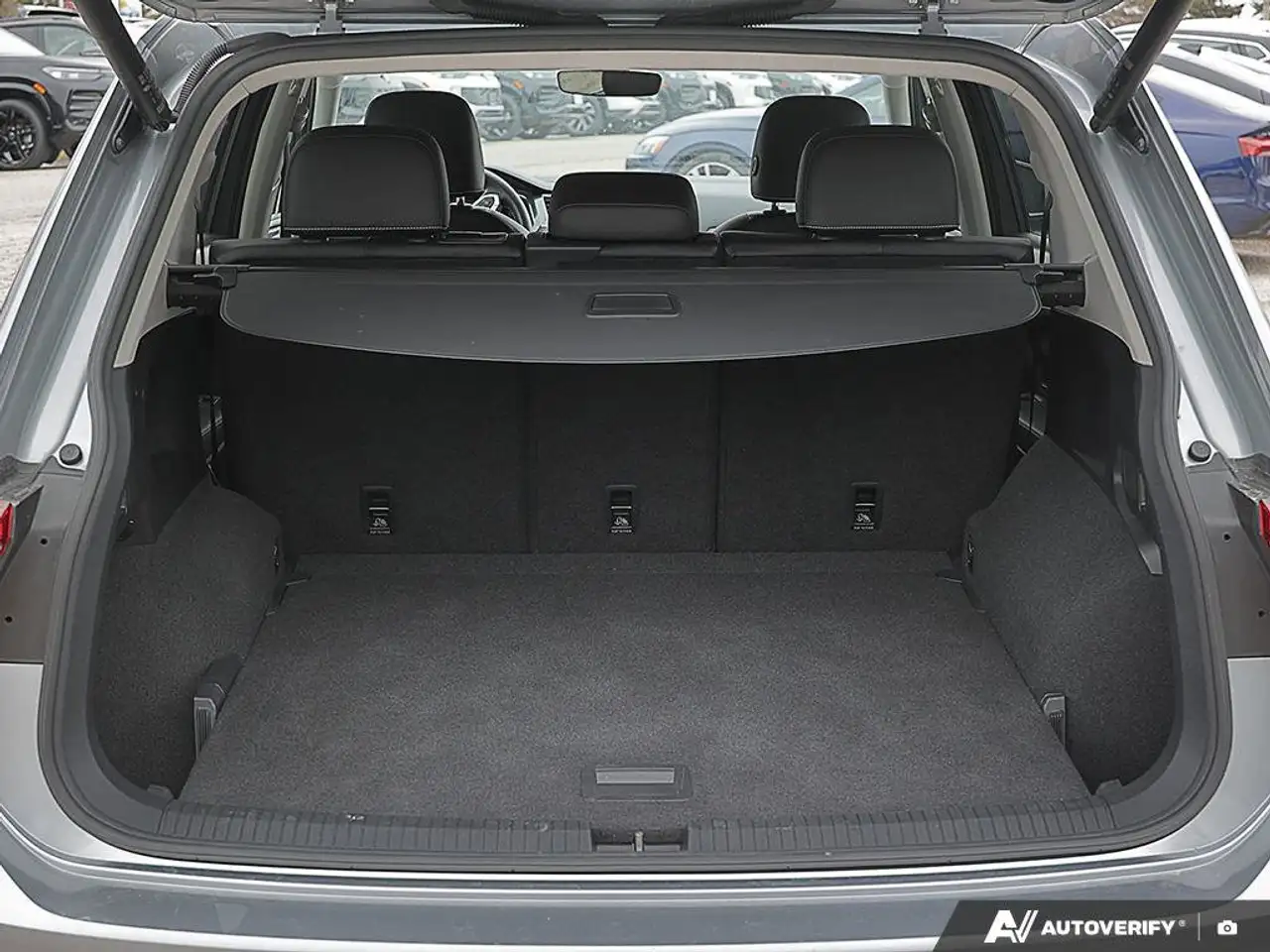 Volkswagen Tiguan снимка Volkswagen Tiguan
