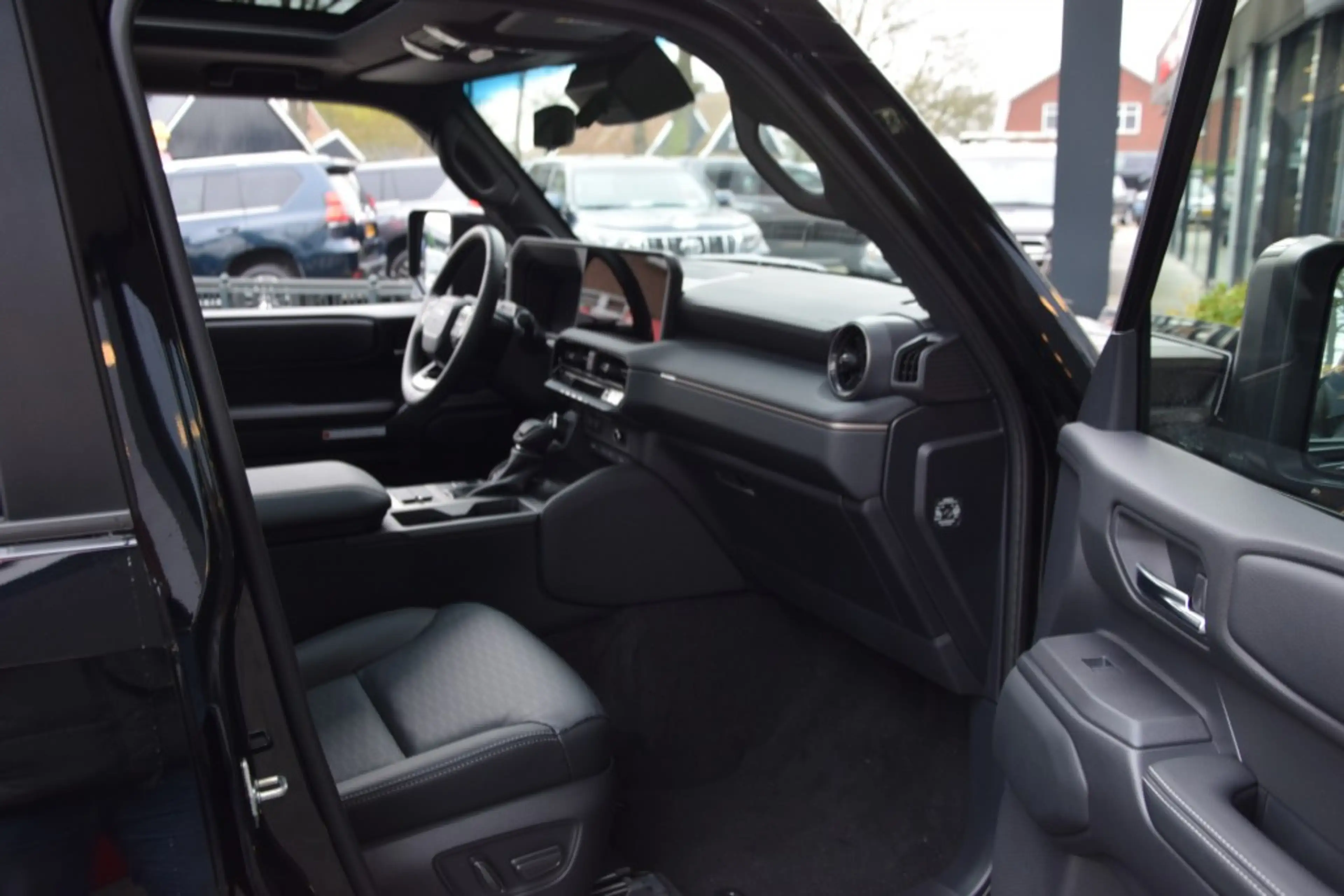 Toyota Land Cruiser 2.8 D-4D 5DRS hybride 48v PROFESSIONAL PANODAK A — photo 30