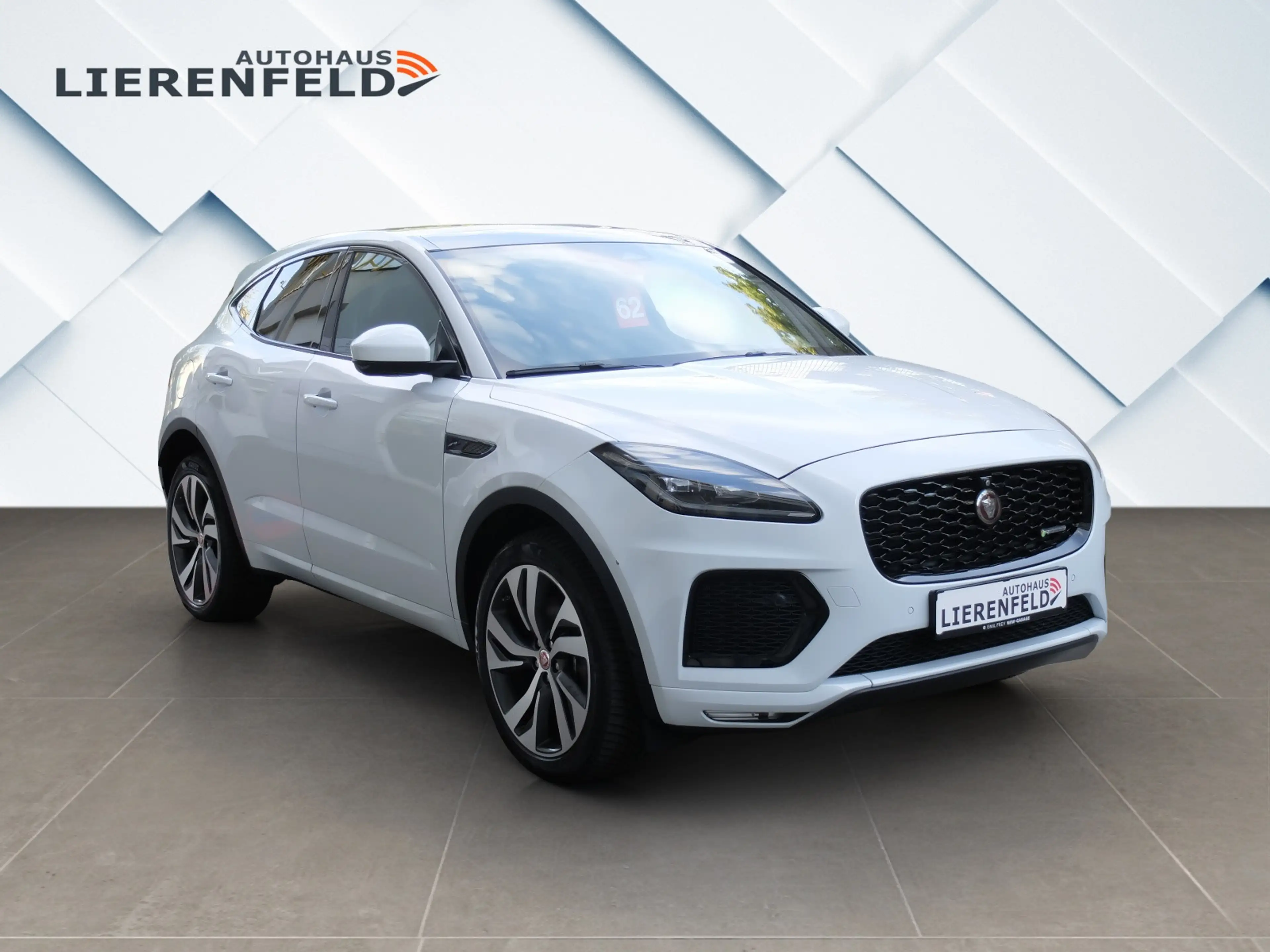Jaguar E-Pace E-PACE R-Dynamic S AWD Plug-In Hybrid Voll — photo 3
