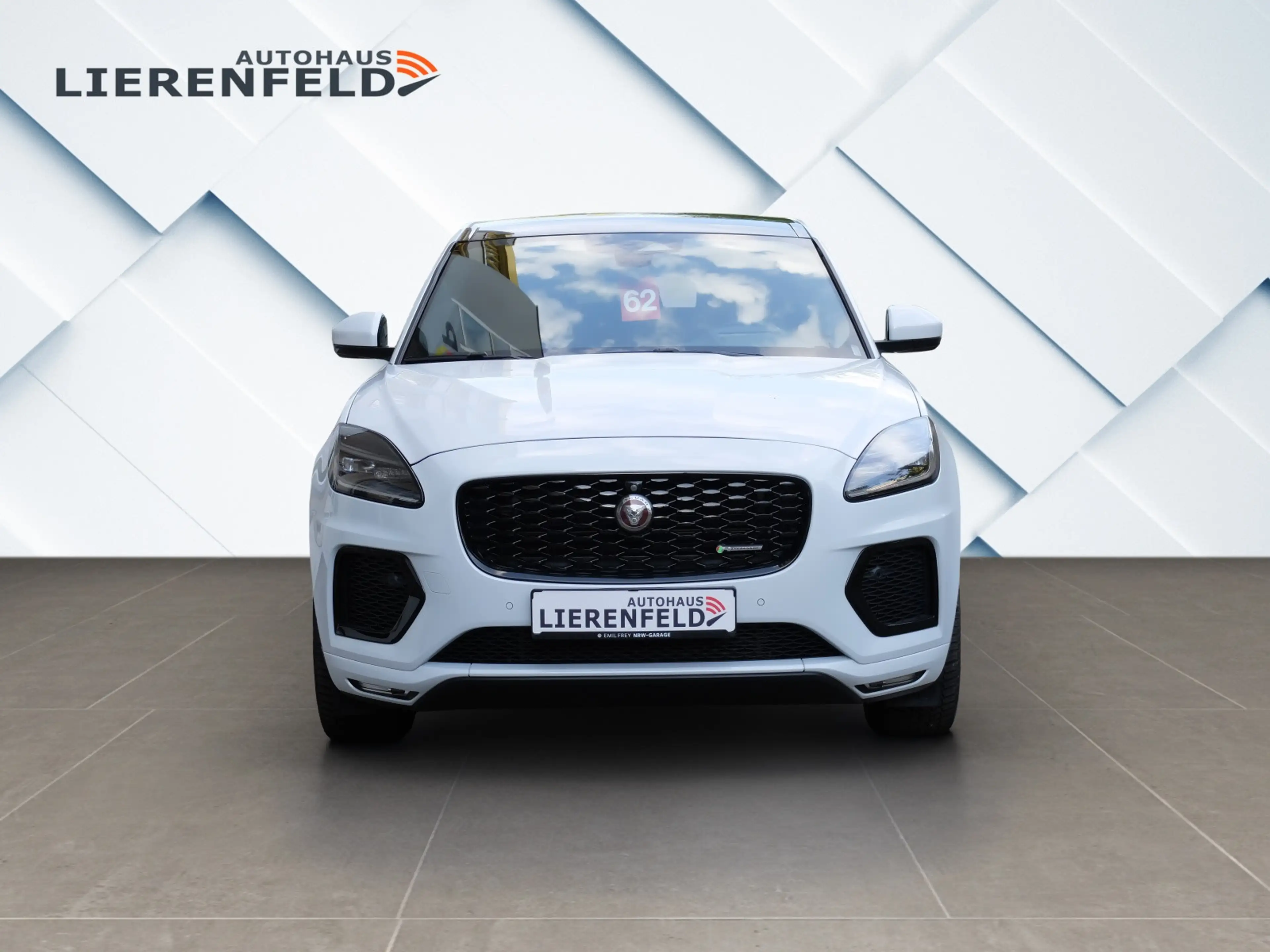Jaguar E-Pace E-PACE R-Dynamic S AWD Plug-In Hybrid Voll — photo 7