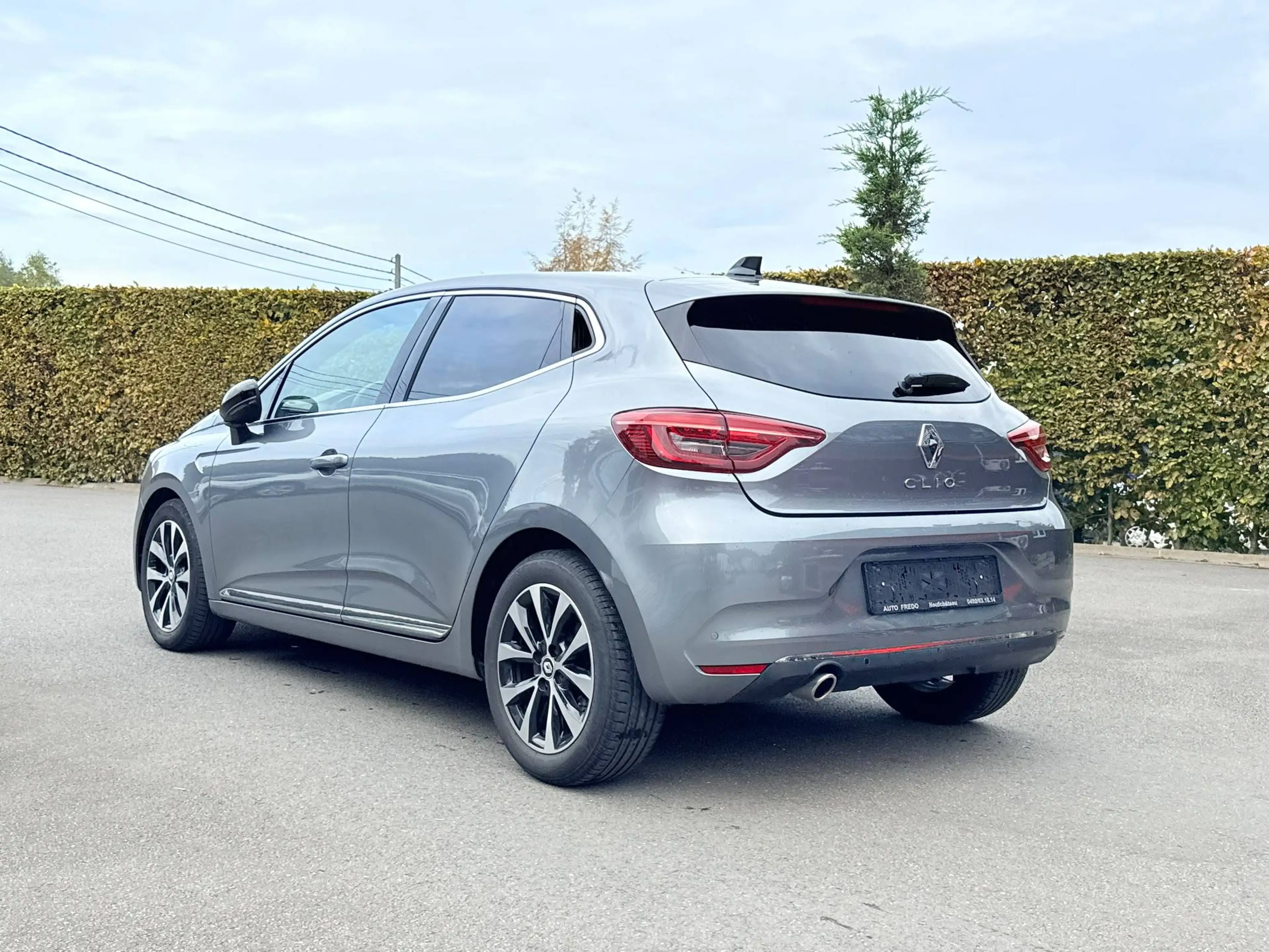 Renault Clio 1.0 TCe Techno * virtuel cockpit * Gps * Clim */* — photo 10