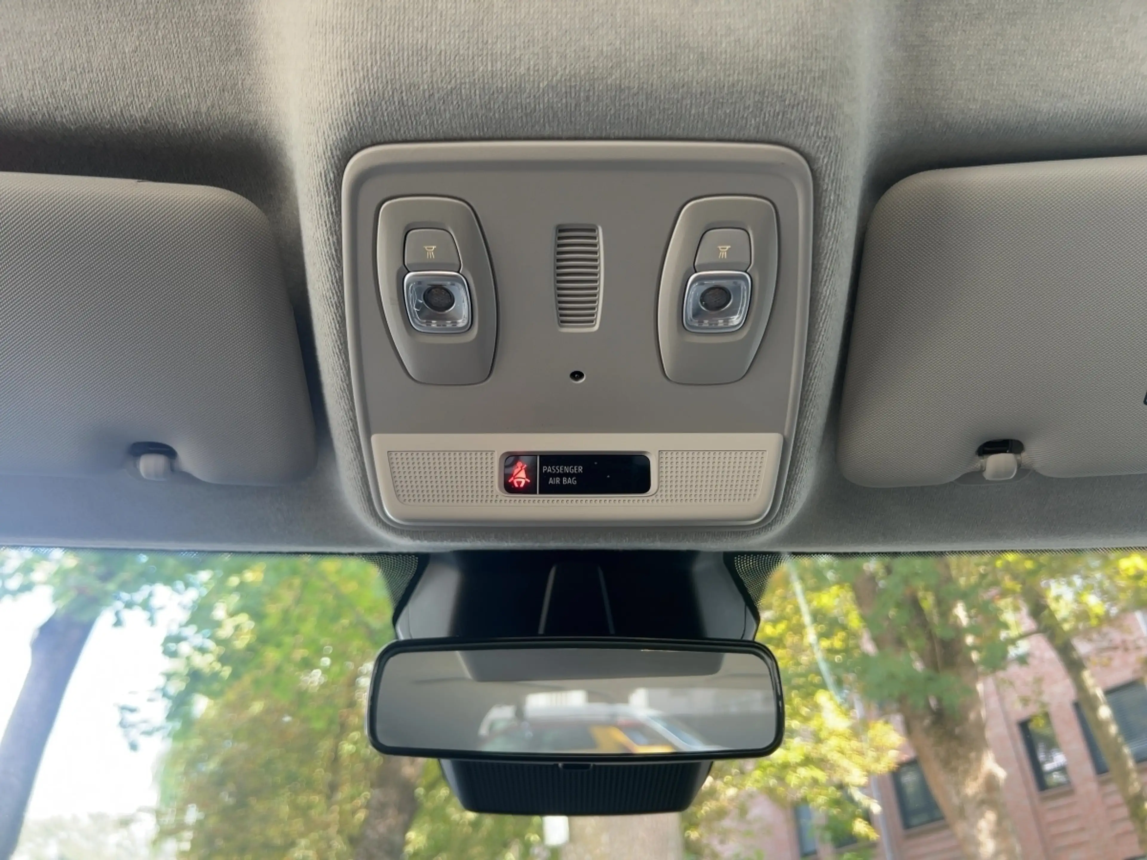 Renault ZOE Evolution EV50 110hp PDC — photo 13