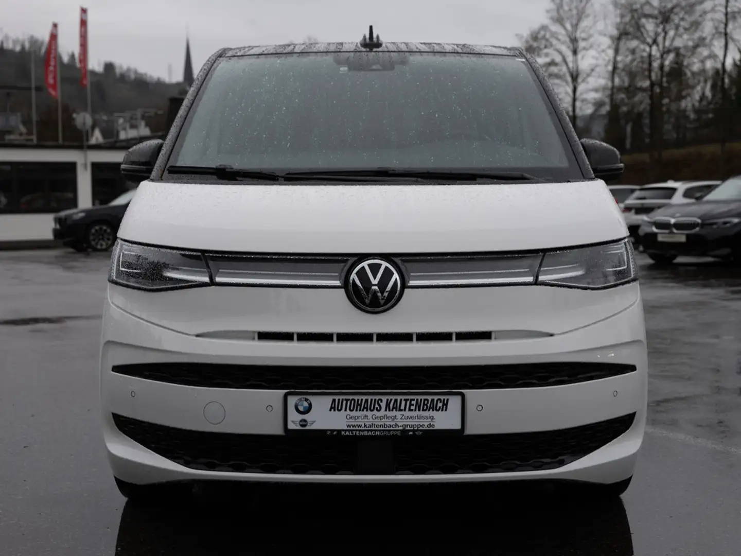 Volkswagen T7 Multivan 2.0 TDI Edition STANDHZ PANO AHK Weiß - 2