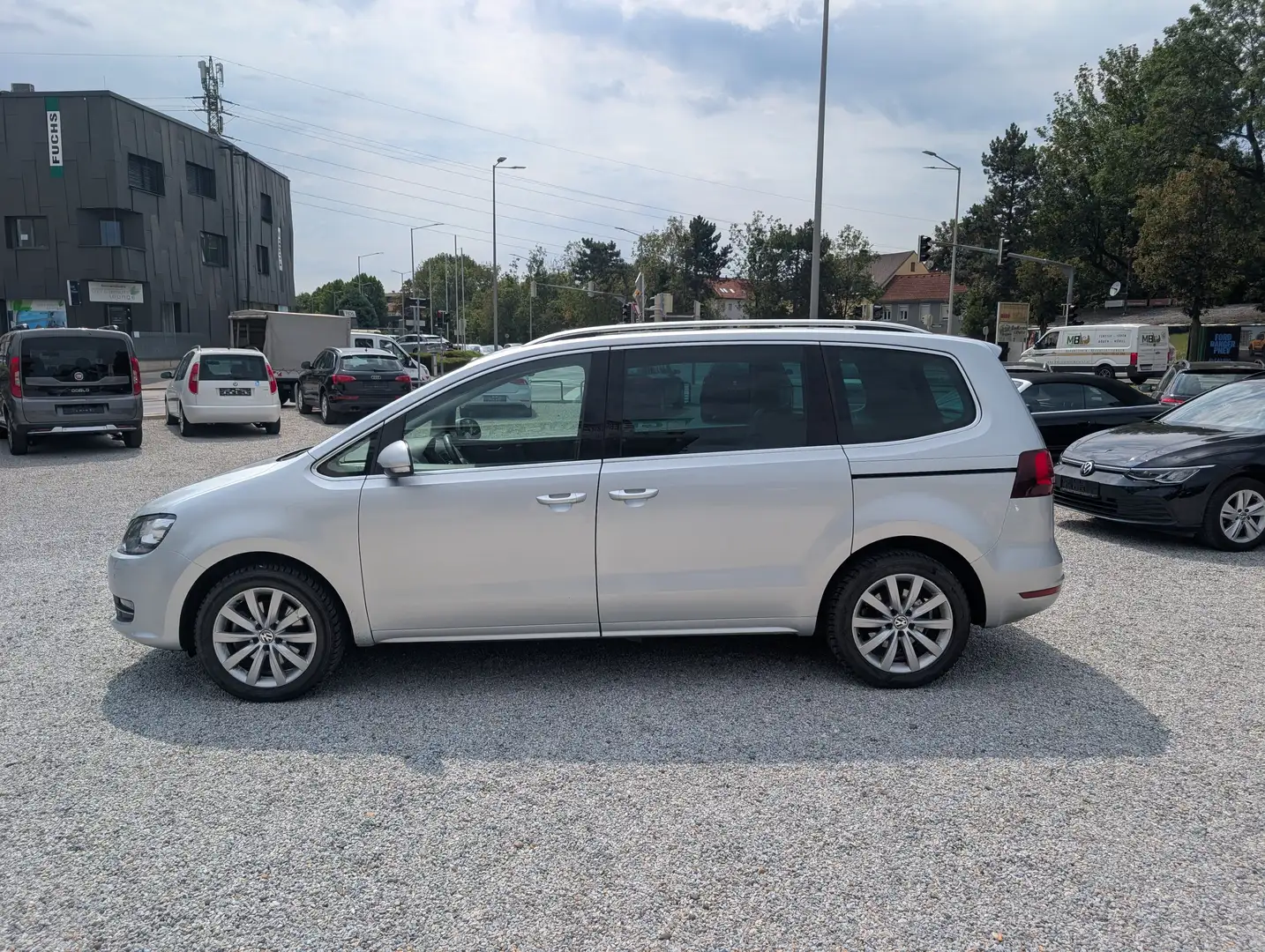 Volkswagen Sharan Highline BMT/Start-Stopp 4Motion Grau - 2