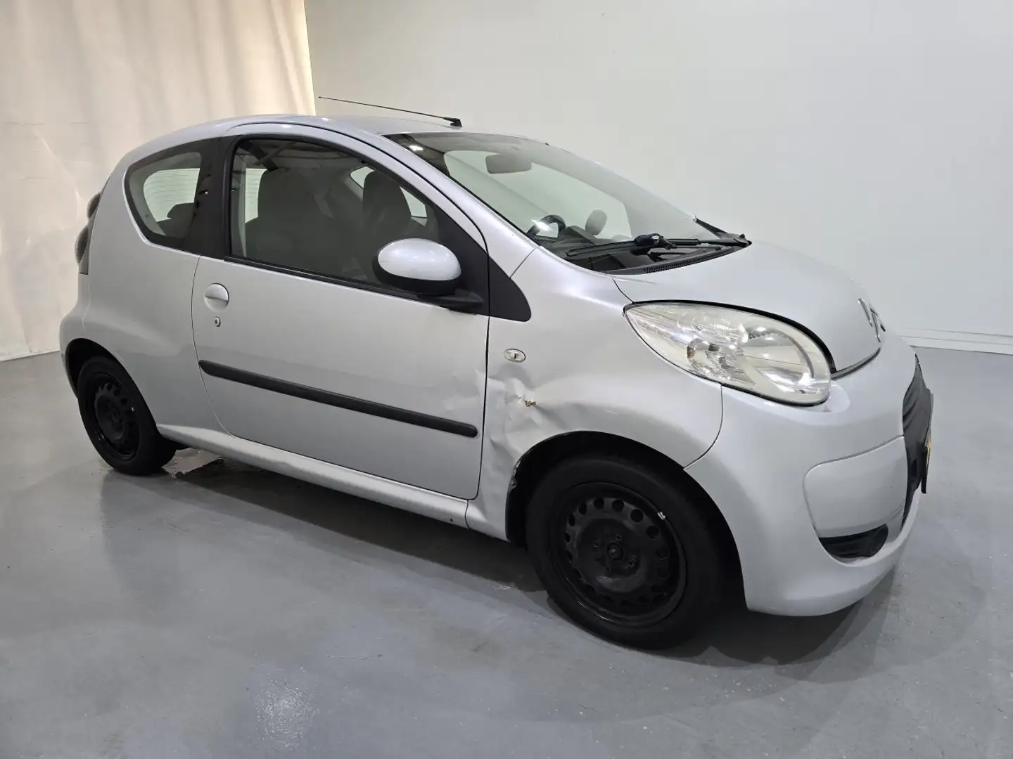 Citroen C1 1.0-12V Ambiance 3drs 50Kw Bjr.2011 Grijs - 1