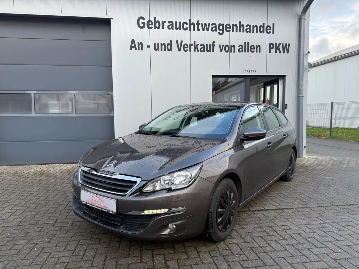 Peugeot 308 SW Active*SHZ*PDC*TEMPOMAT*HU10/26*2HAND Grau - 1