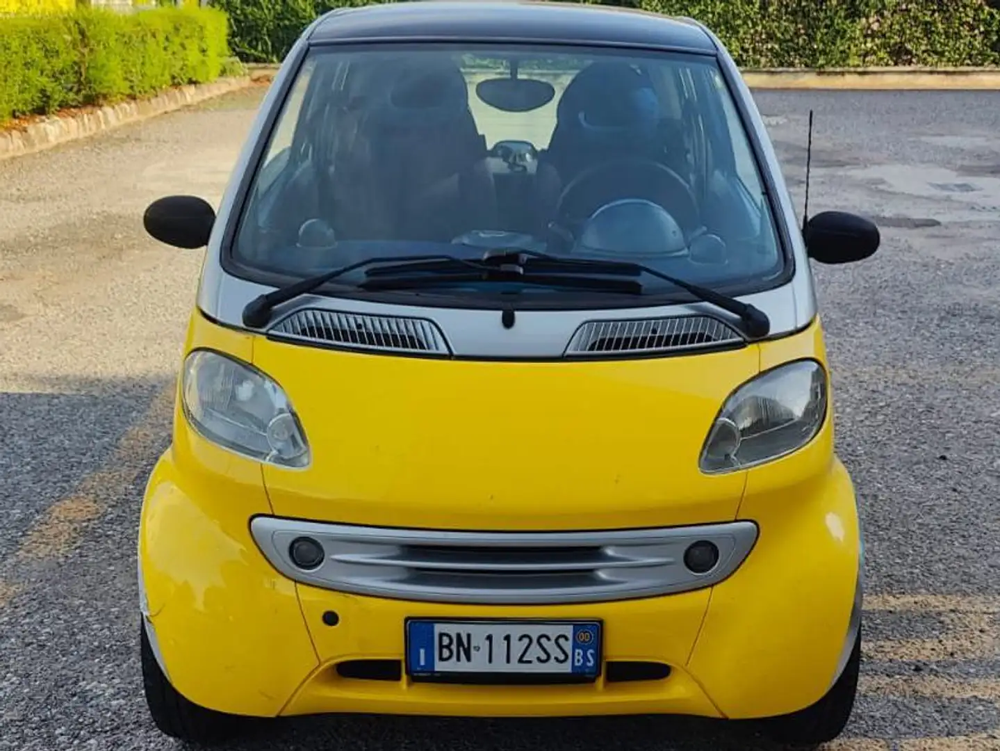 smart forTwo Fortwo I 1998 0.6 Smart Jaune - 1