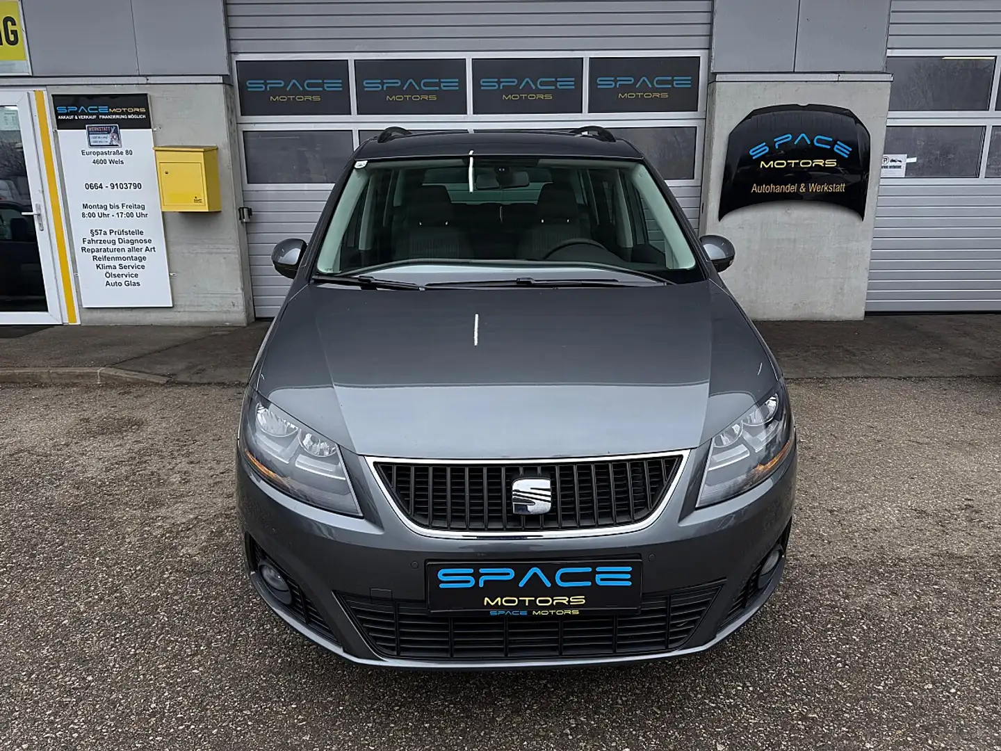 SEAT Alhambra Style 2,0 TDI CR 4WD DPF Grau - 2