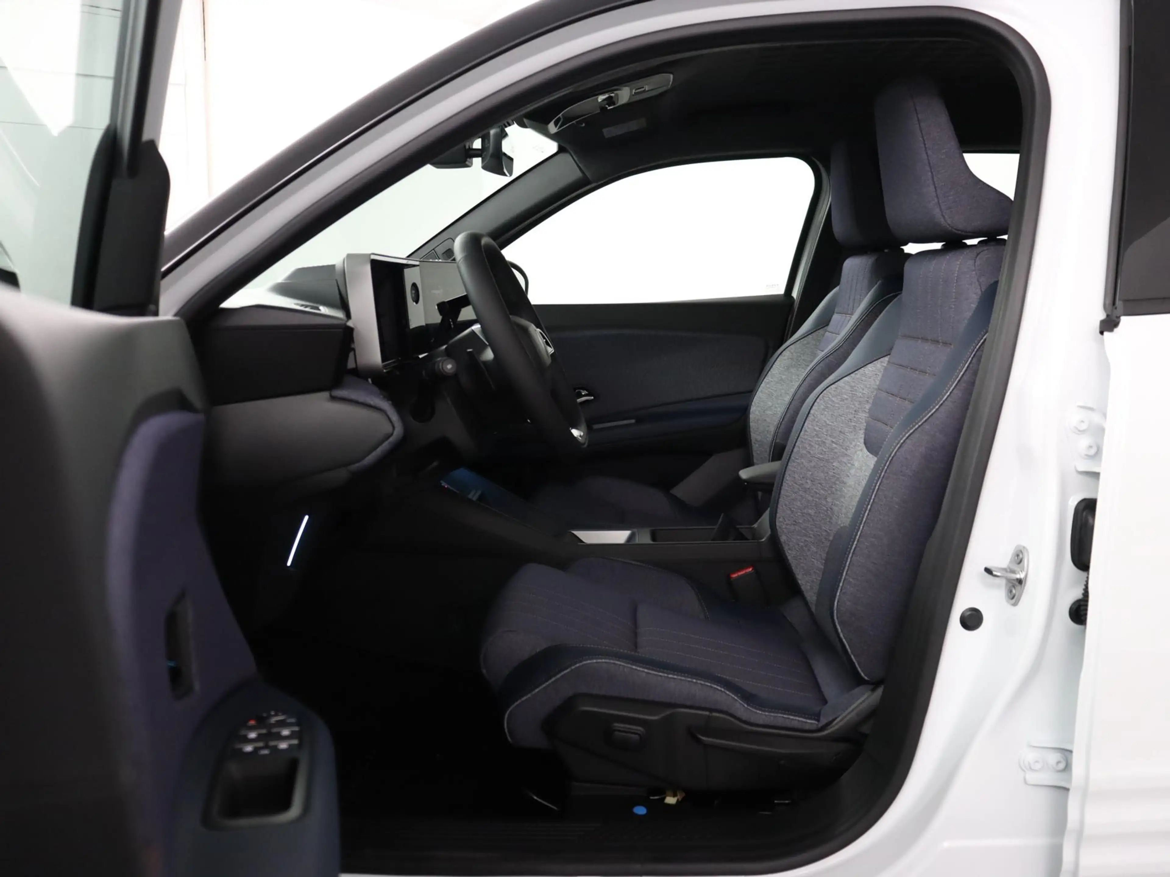 Renault R 4 techno 150 pk comfort range | pack winter premium — photo 13