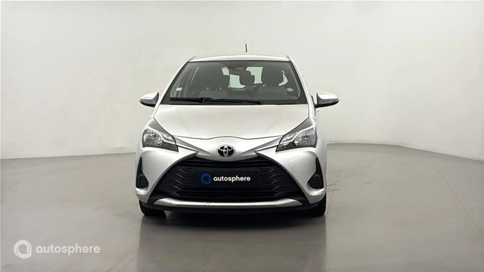 Toyota Yaris 70 VVT-i France Connect 5p RC19 - 2