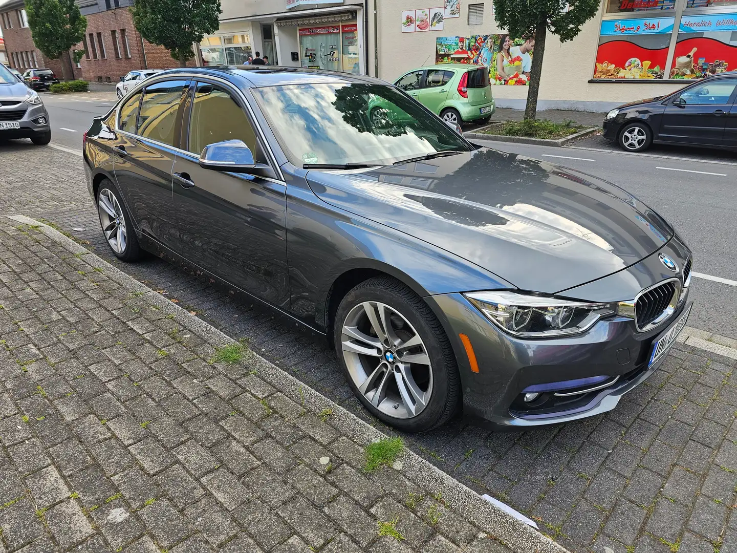 BMW 330 330i xDrive Aut. Edition Luxury Line Purity Gri - 1