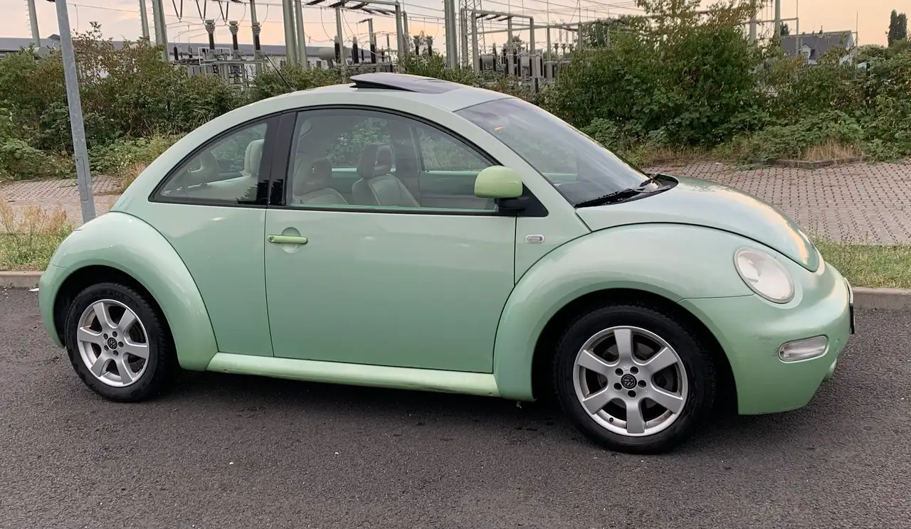 Volkswagen New Beetle 2.0 * Schiebedach * Klima * Zahnriemen NEU, foto 1