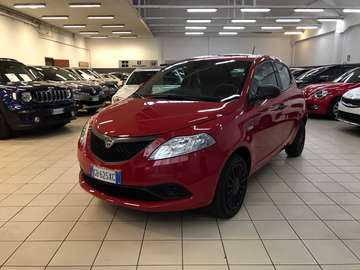 Lancia Ypsilon 1 Auto Disponibili Automobili Valentino Srl Milano Mi